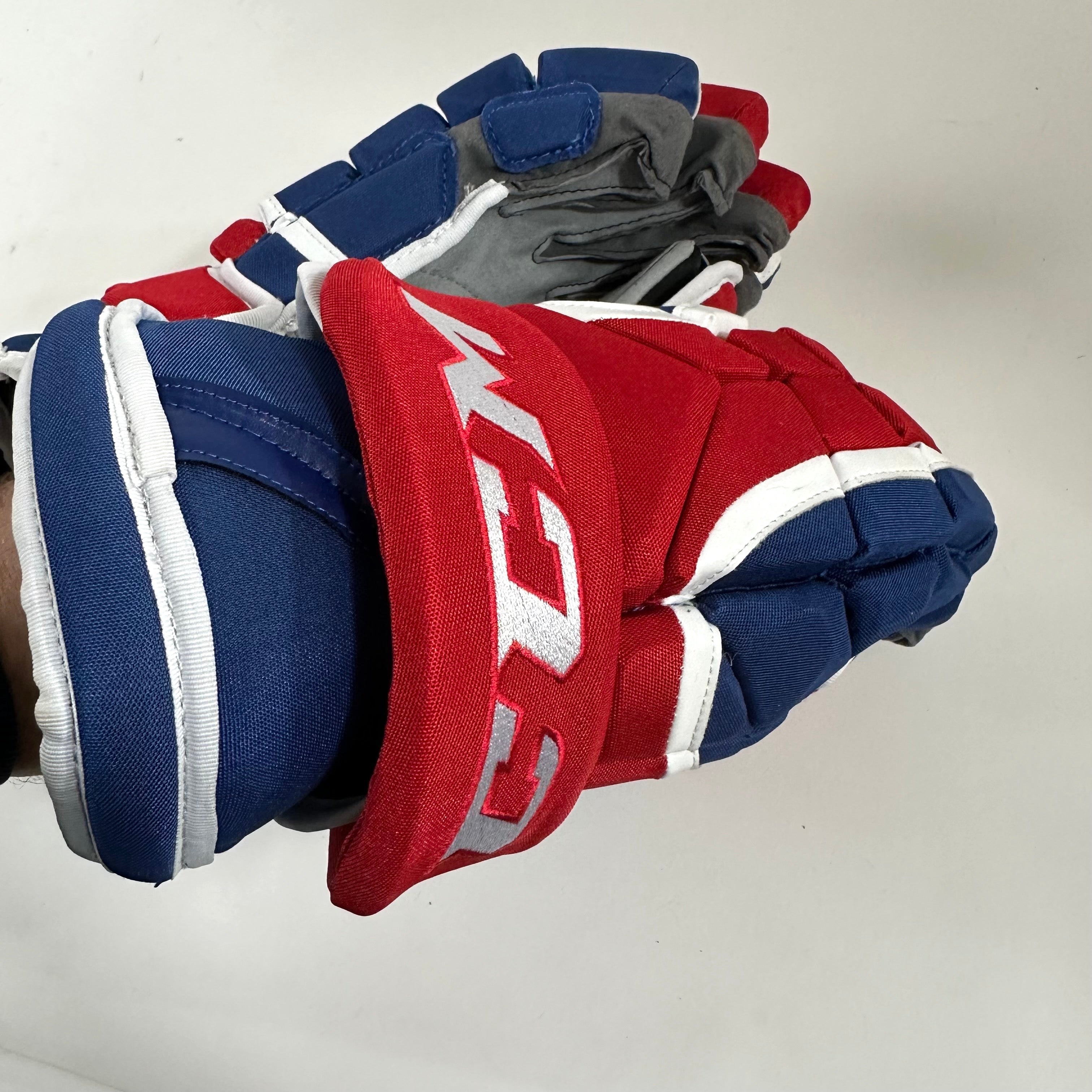 Brand New CCM HG12XP Montreal Canadiens Gloves 15"