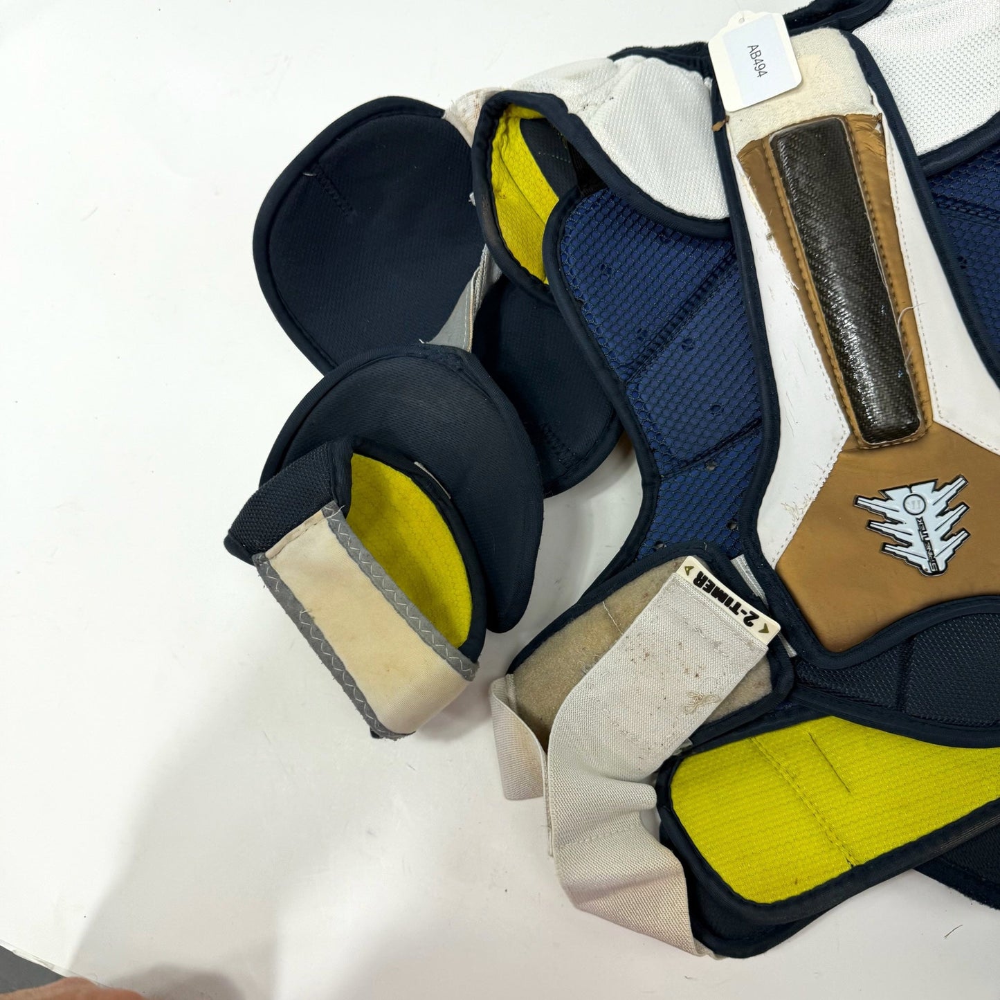 Used Warrior Shoulder Pads | Sr. Small? | AB494