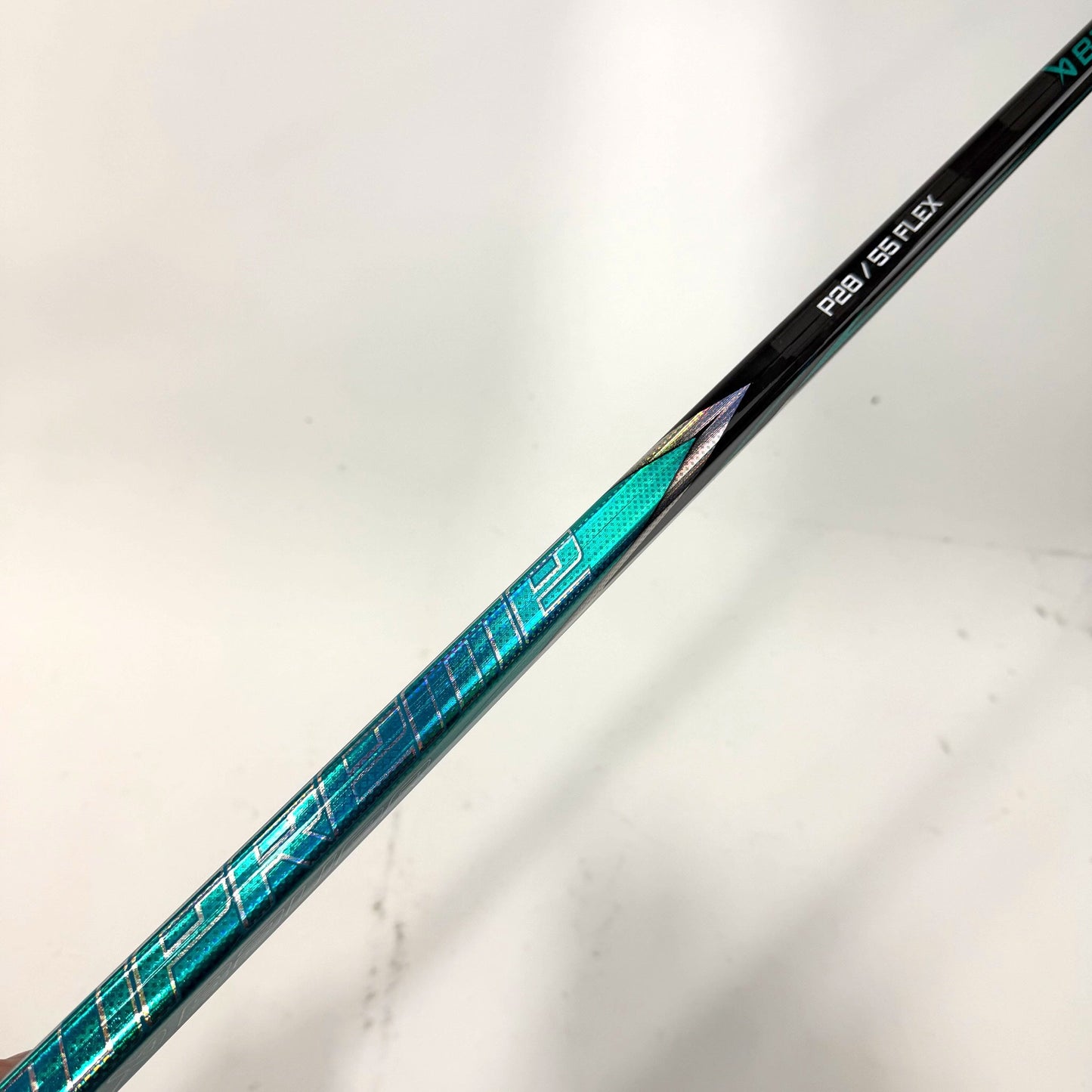 UNRELEASED - New Right Bauer Supreme Fuse | 55 Flex P28 Curve Grip | AB833