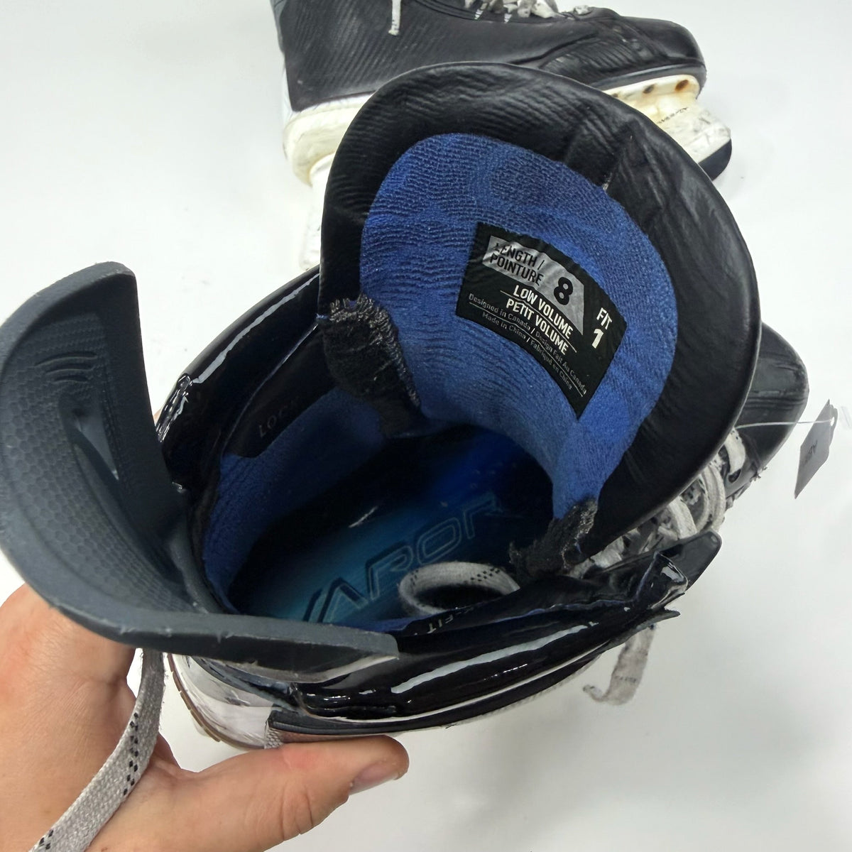 Used Bauer Vapor Flylite Skates | Size 8 Fit 1 | AB800
