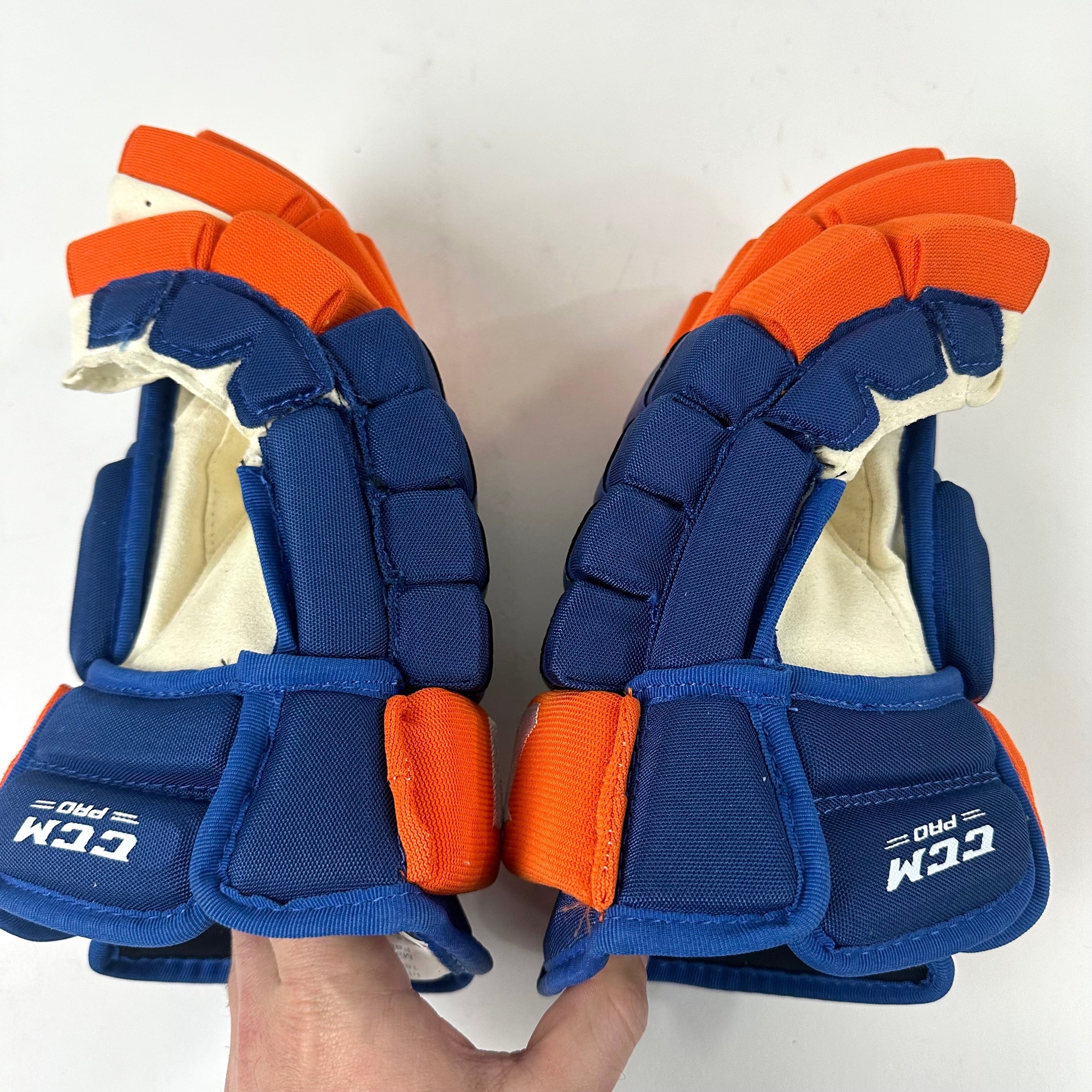 Brand New Royal and Orange New York Islanders HG97XP | Size 15"