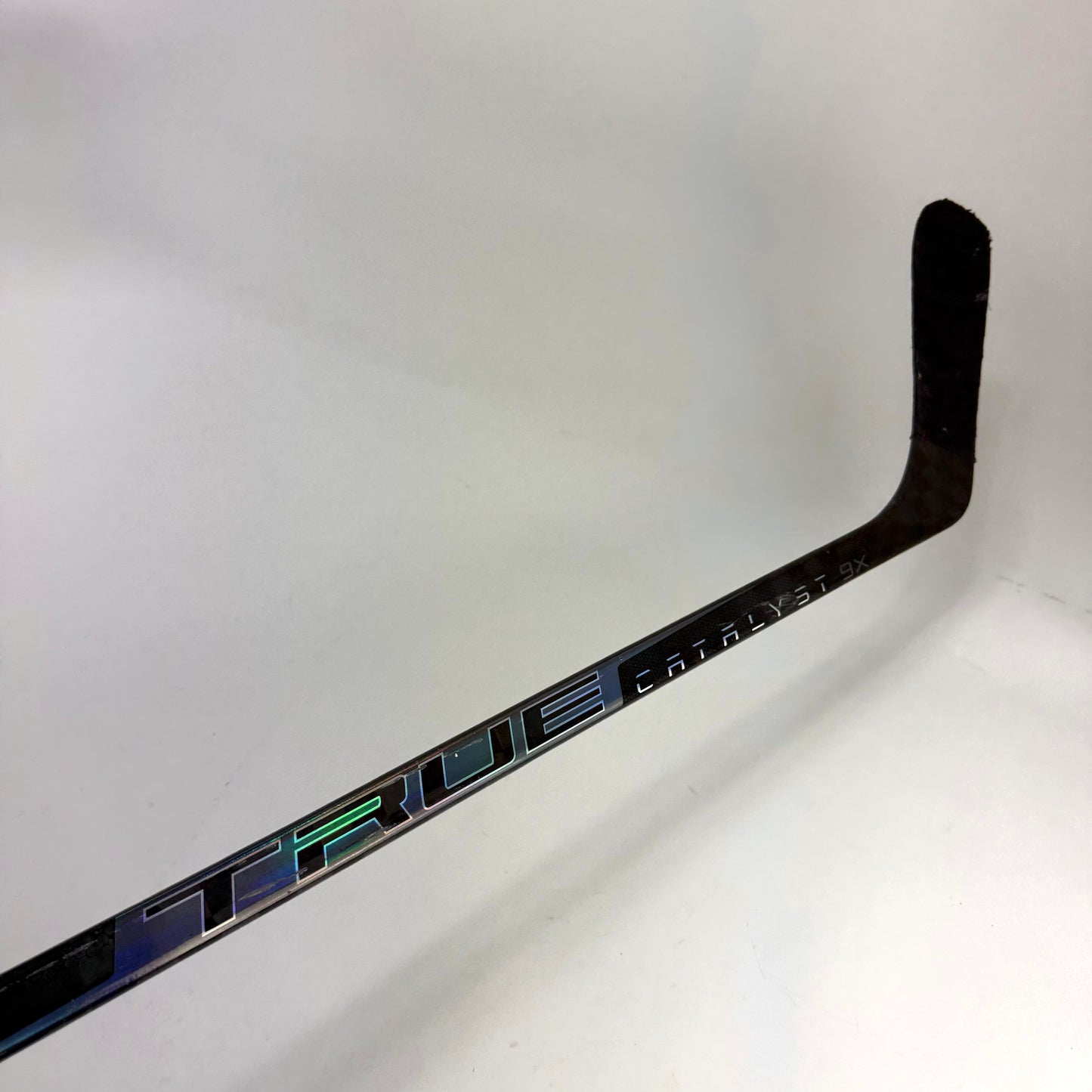 Used Left True Catalyst 9X | 95 Flex P92 Curve Grip | E736