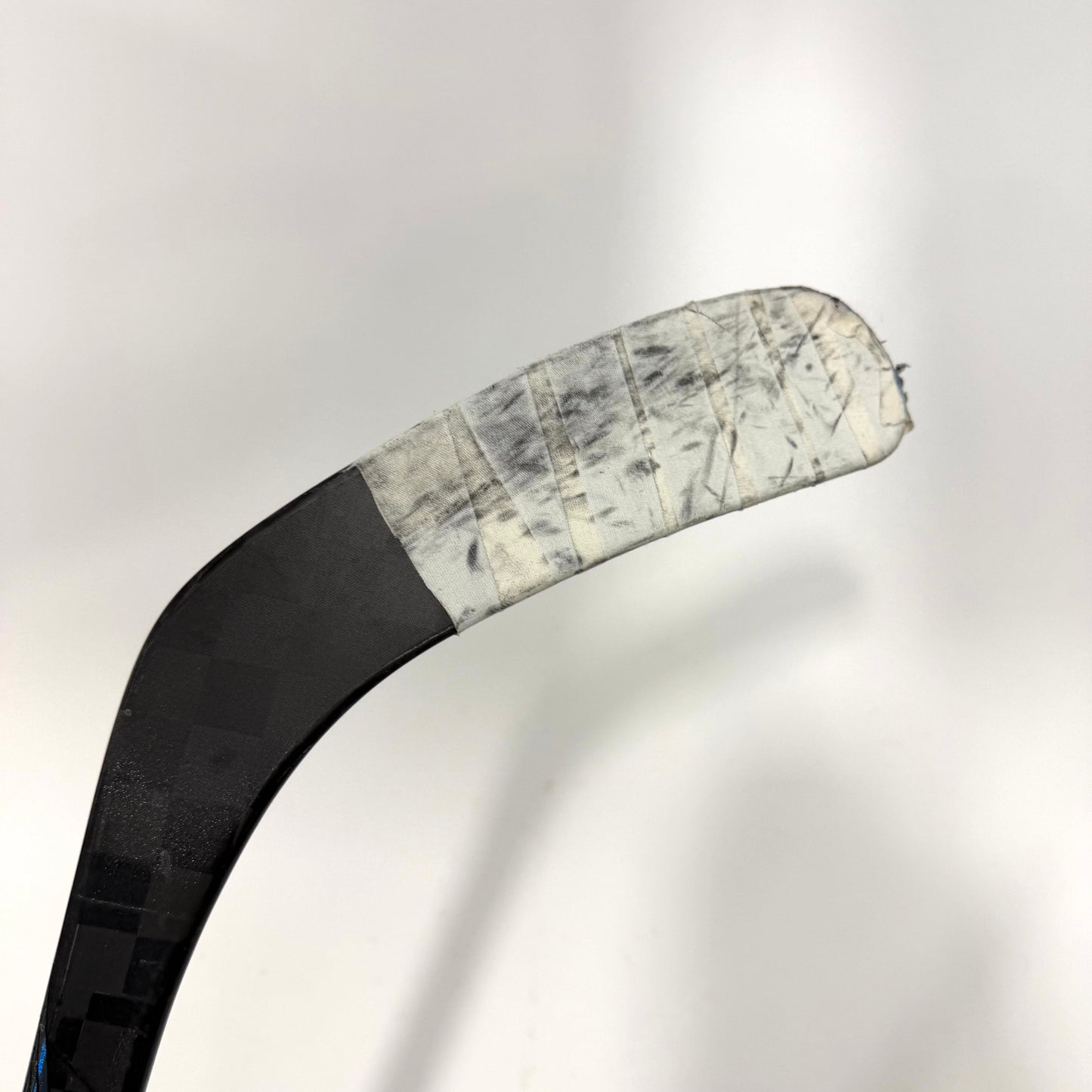 Used Left Blue and Yellow Bauer Nexus Tracer | 82 Flex Oates Pro Curve | AB939