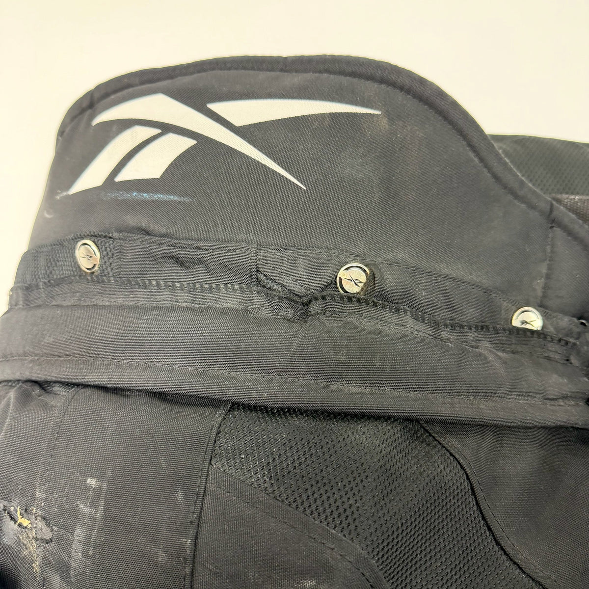 Used Black Reebok Pro Pants | Senior Large | AB805