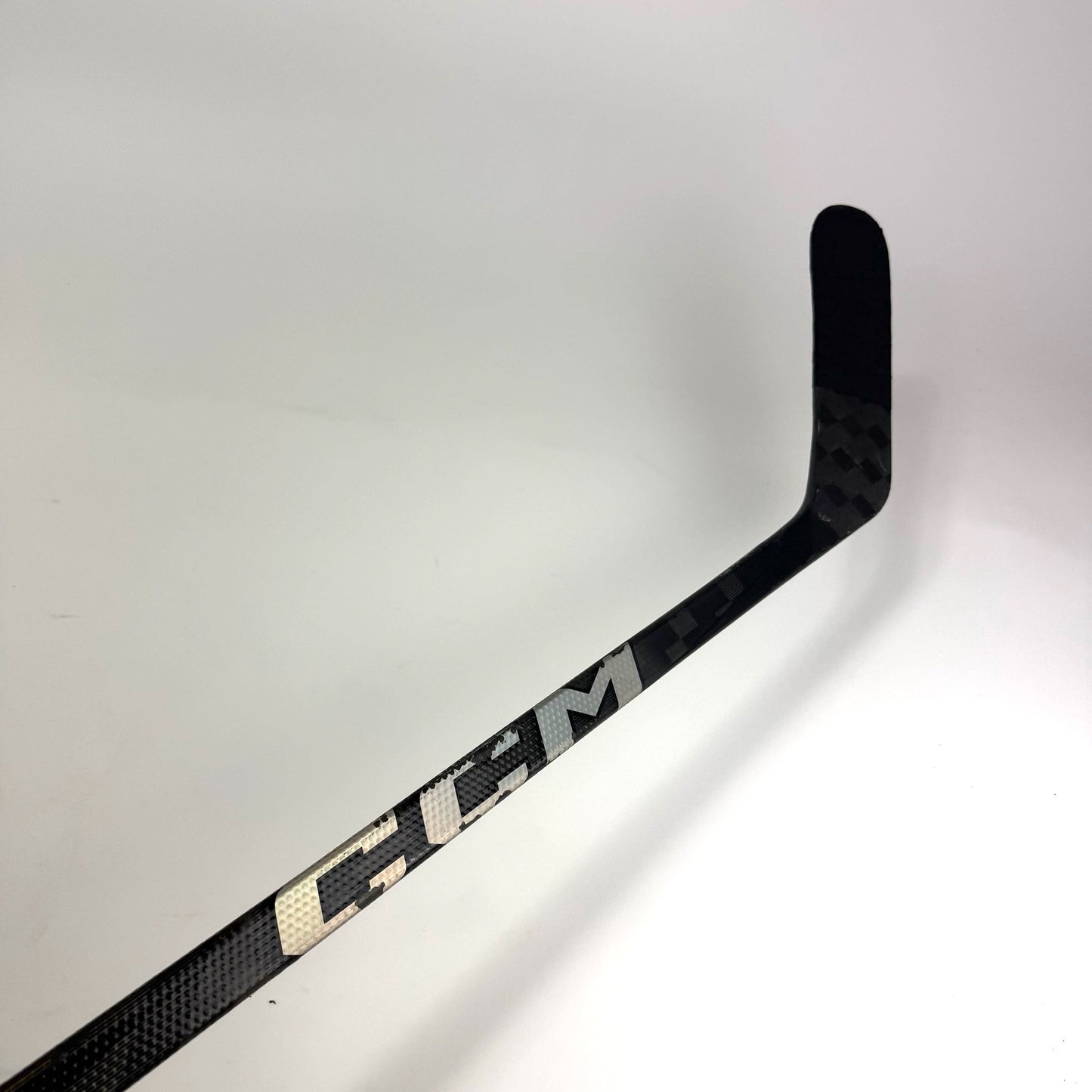 Used Left Black CCM Jetspeed FT7 Pro | 95 Flex P92M Curve Grip | D253