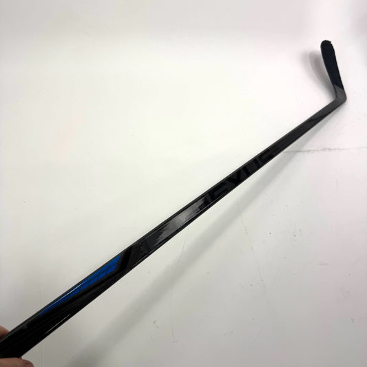 Used Left Bauer Nexus 8000 | 107 Flex Custom P92 Curve Grip | Bourque | BH233 - Top Flight Hockey