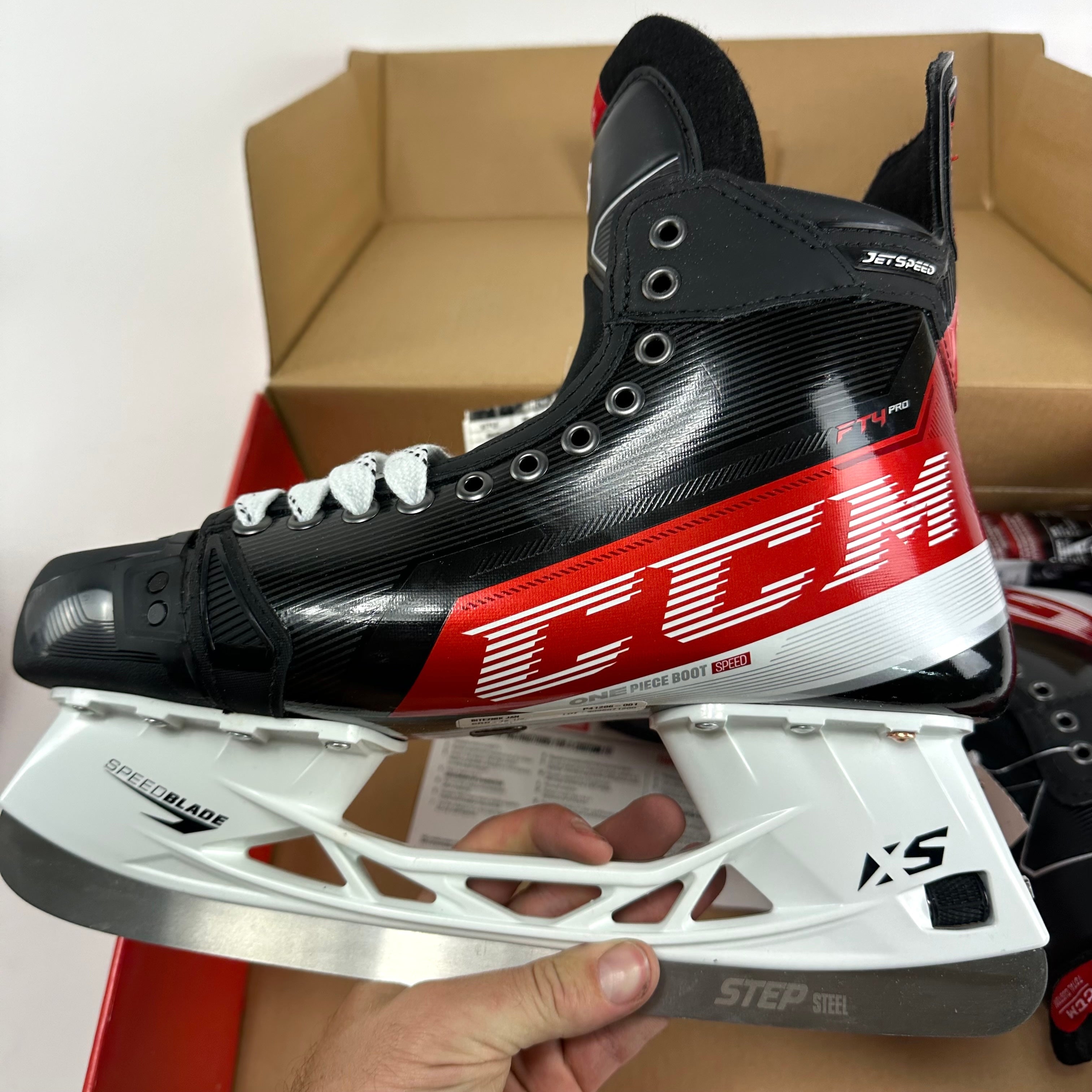 New CCM Jetspeed FT4 Pro Skates | Size 12.5 D | M265