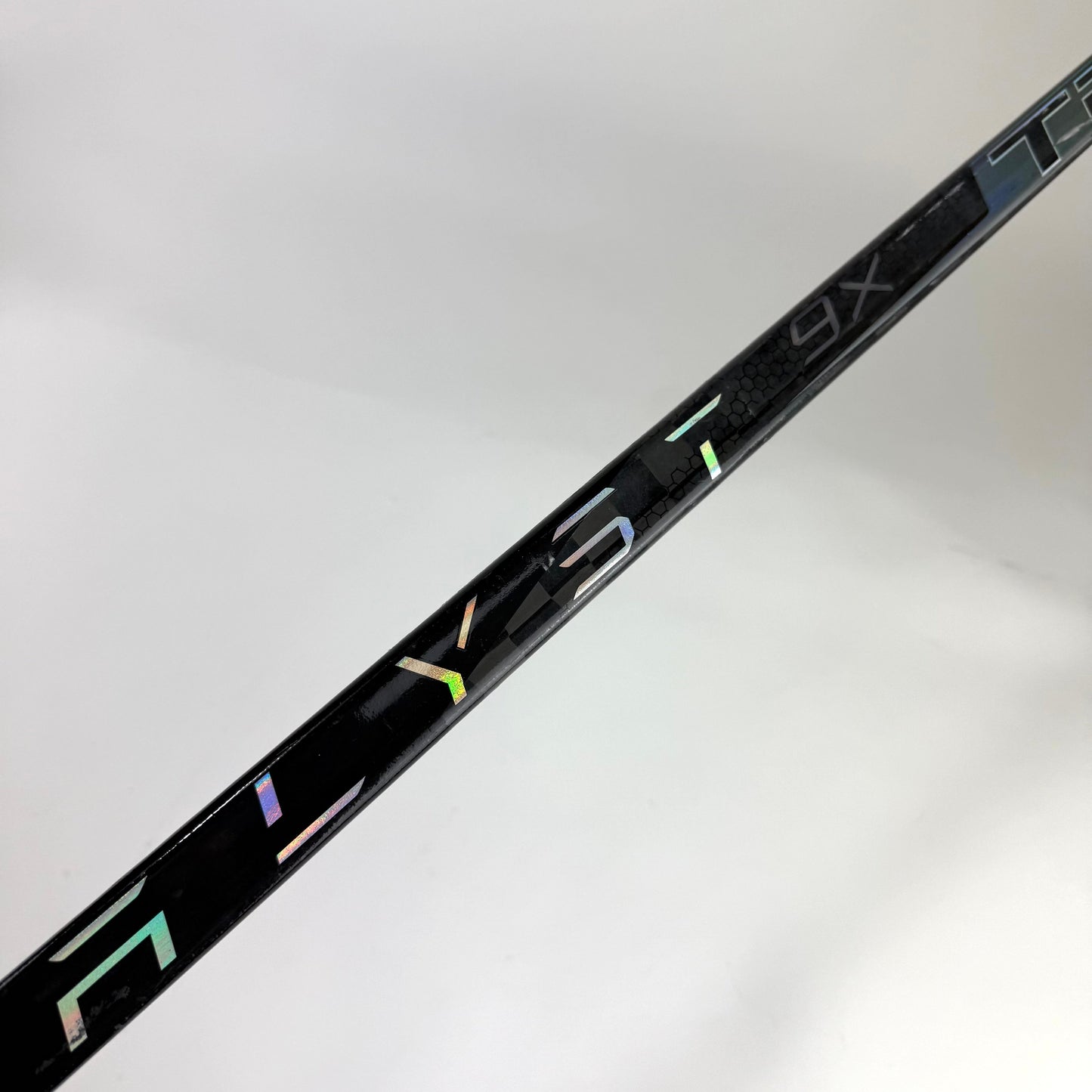 Used Left True Catalyst 9X | 95 Flex P92 Curve Grip | E736