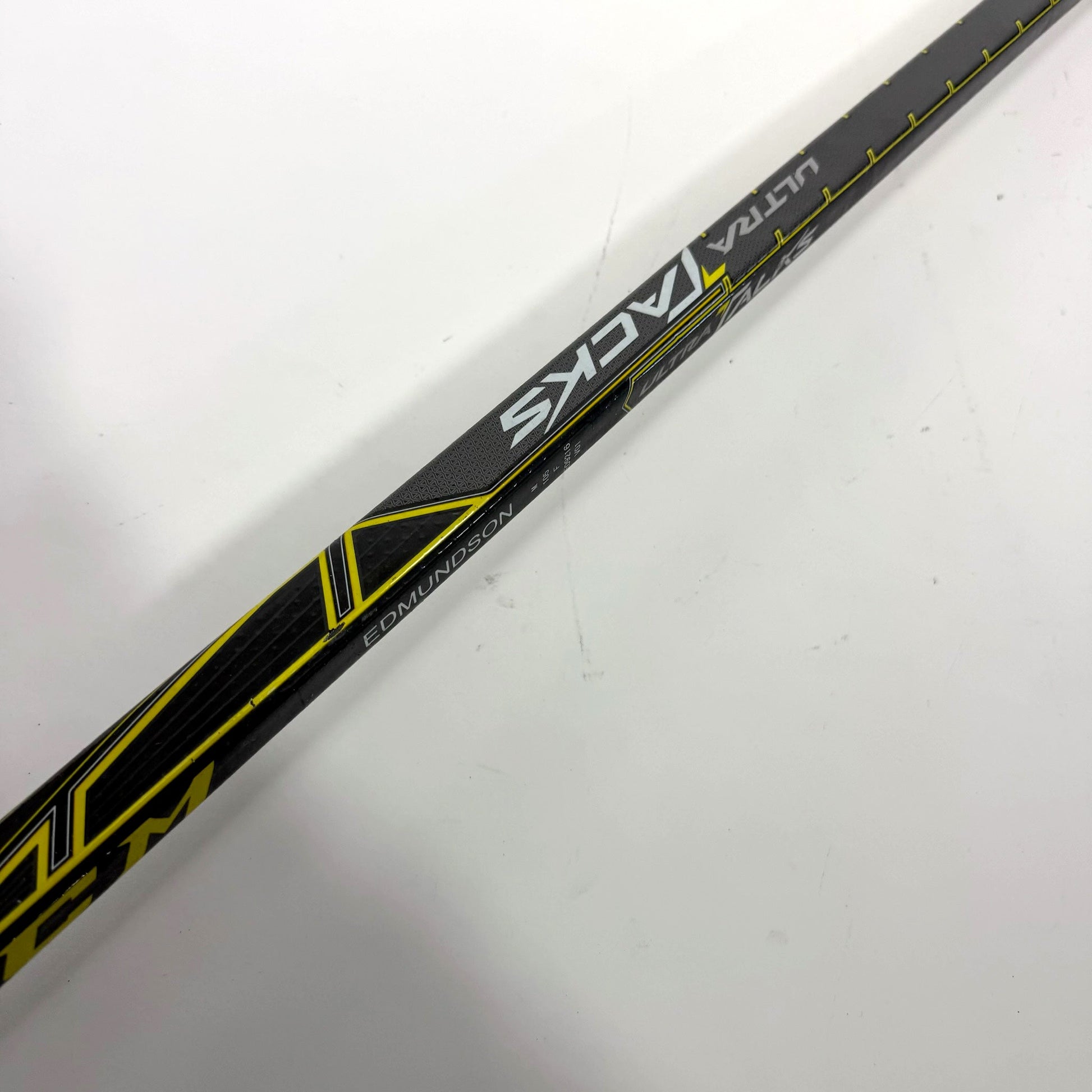 Used Left CCM UltraTacks | 105 Flex P28M Curve Grip | Edmundson | BH235 - Top Flight Hockey
