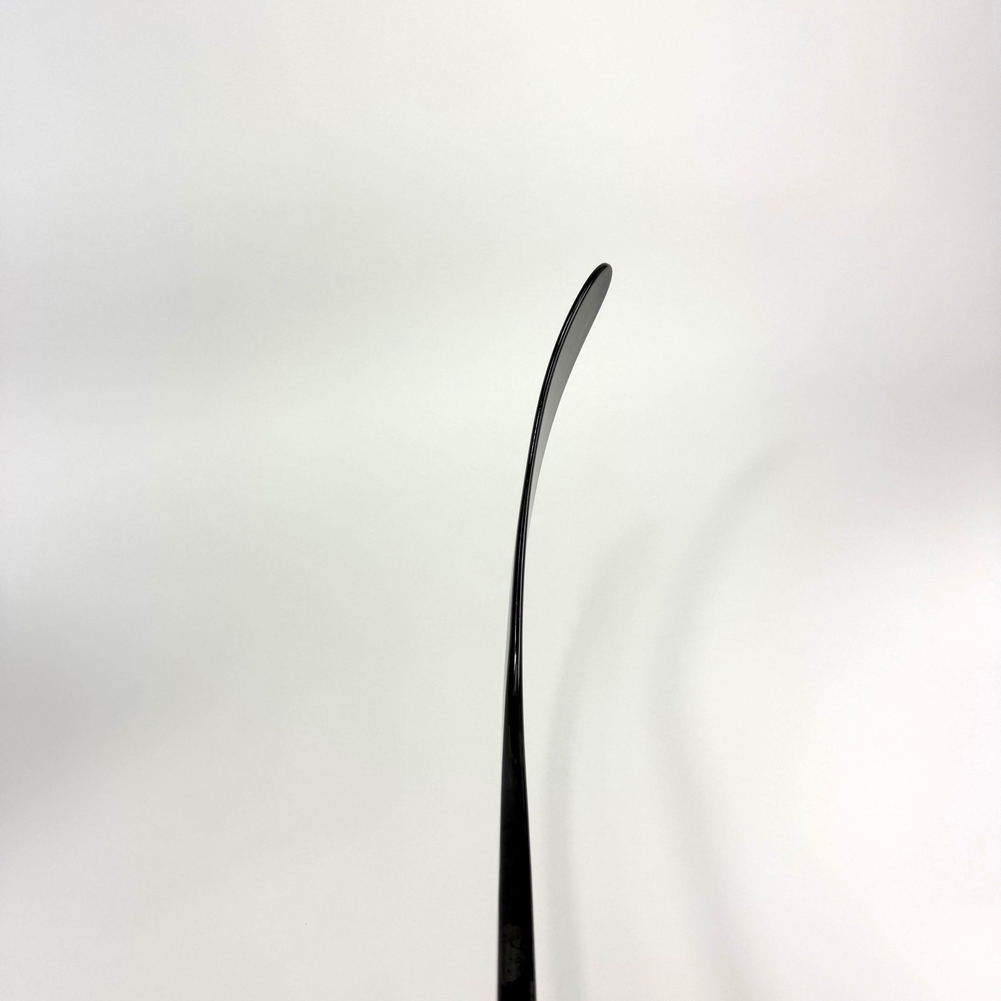 New Left CCM Ribcor Trigger 9 Pro | 85 Flex P28 Curve Grip | #A442 - Top Flight Hockey