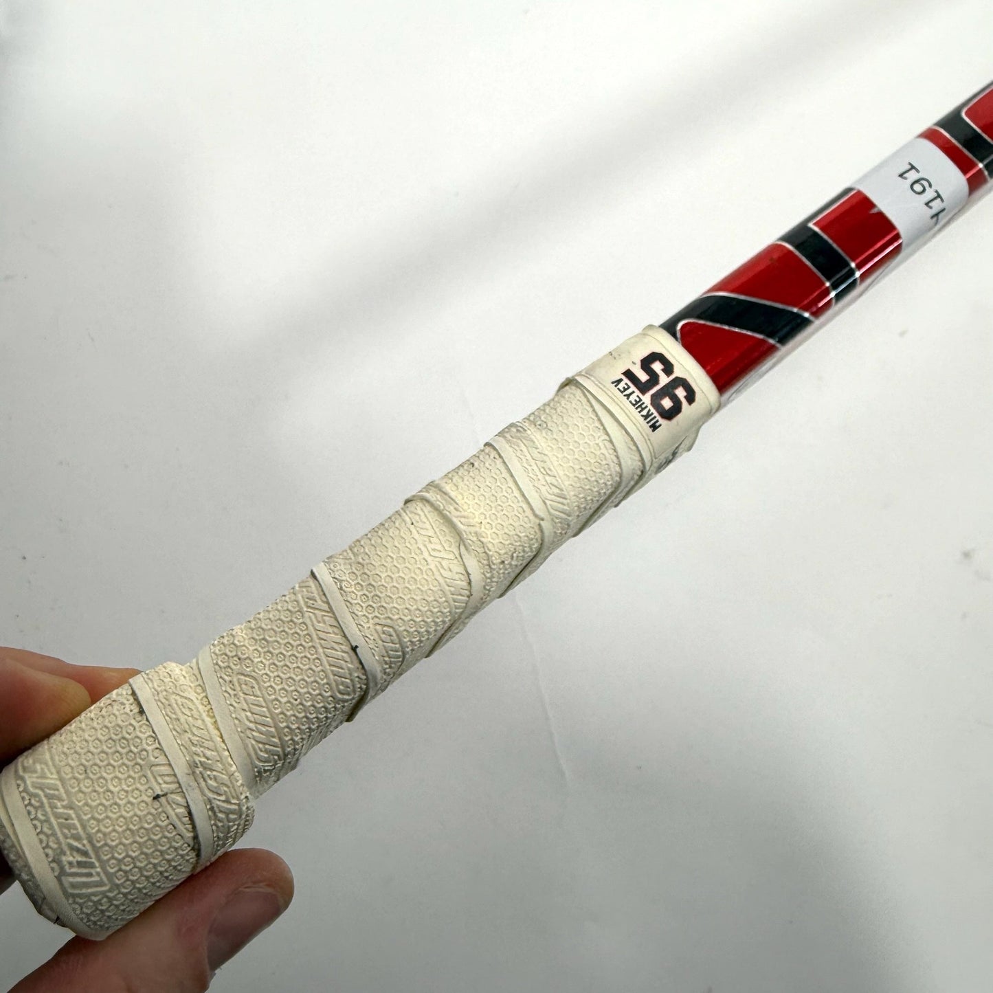 Used Left Red Bauer Vapor Hyperlite 2 | 87 Flex P28 Curve Grip | Ilya Mikheyev | BH191 - Top Flight Hockey