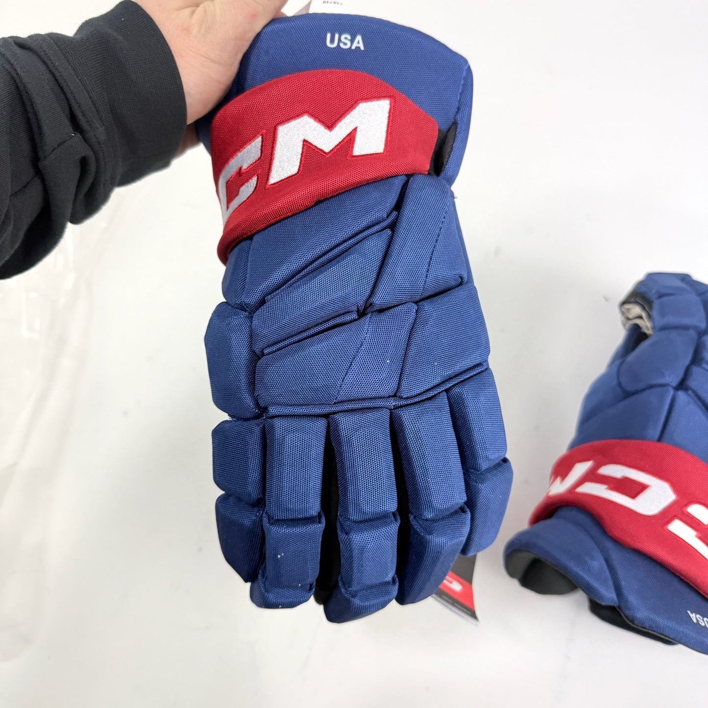 New Team USA CCM FT8 Pro Stock Gloves | 15" - #683978308875