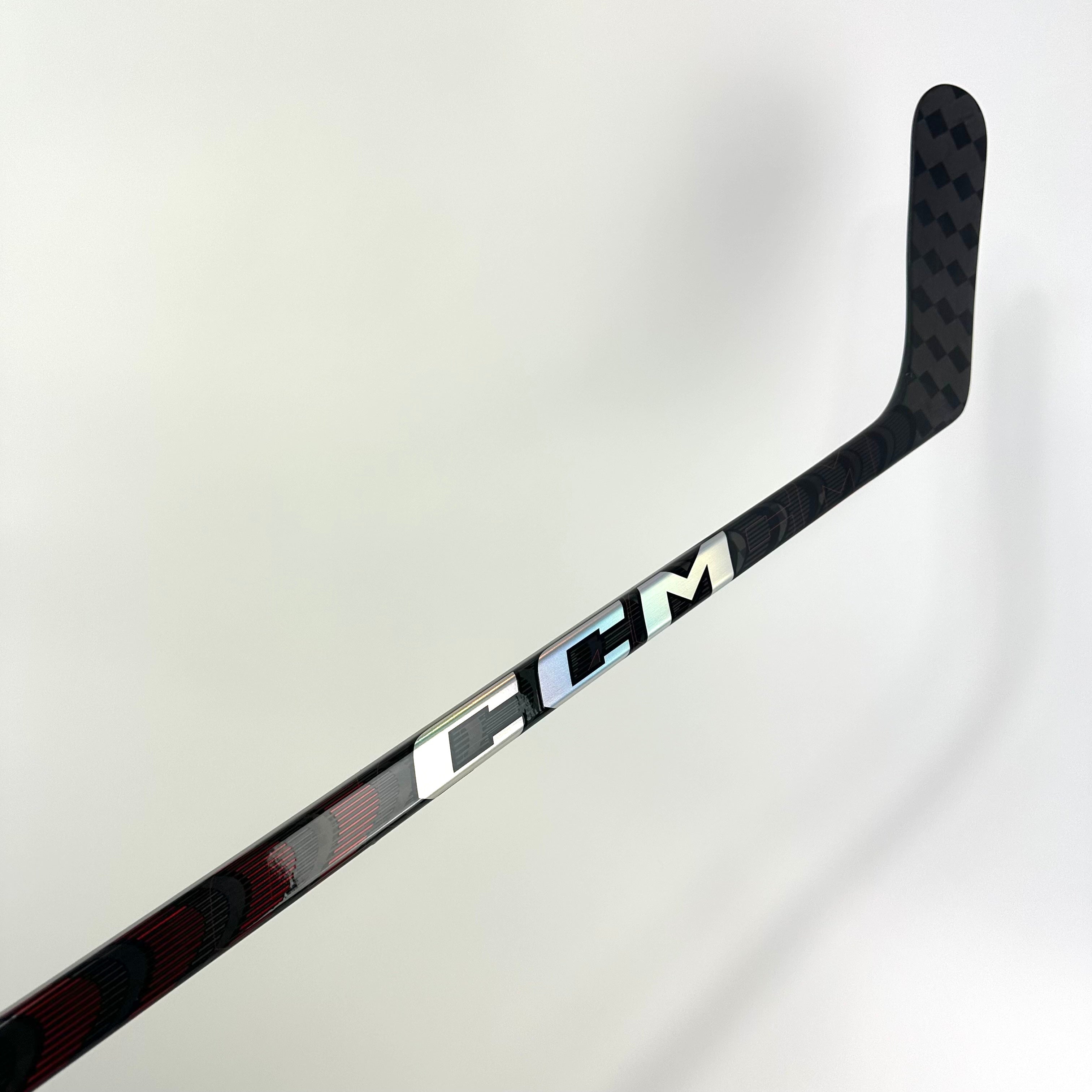 New Left CCM Jetspeed FT5 Pro | 85 Flex P90M Curve Grip | Strome | C270