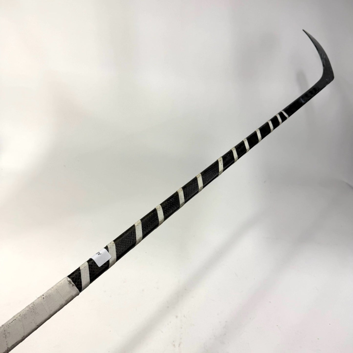 Used Right Black Pro Stock Stick | 55 Flex Kane Pro Curve Grip | AB562