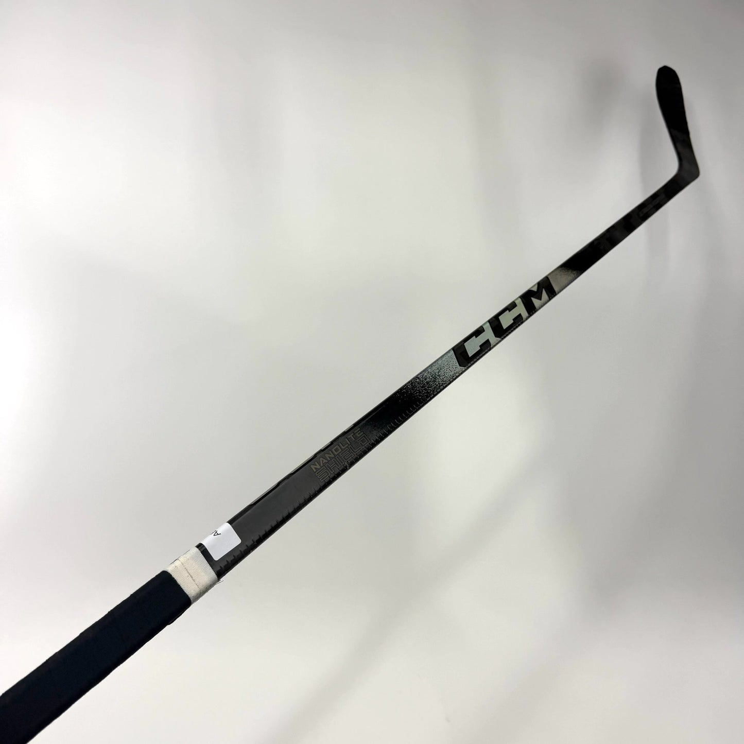 Used Left CCM Ribcor Trigger 10 Pro | 100 Flex P28 Curve Grip | AB988