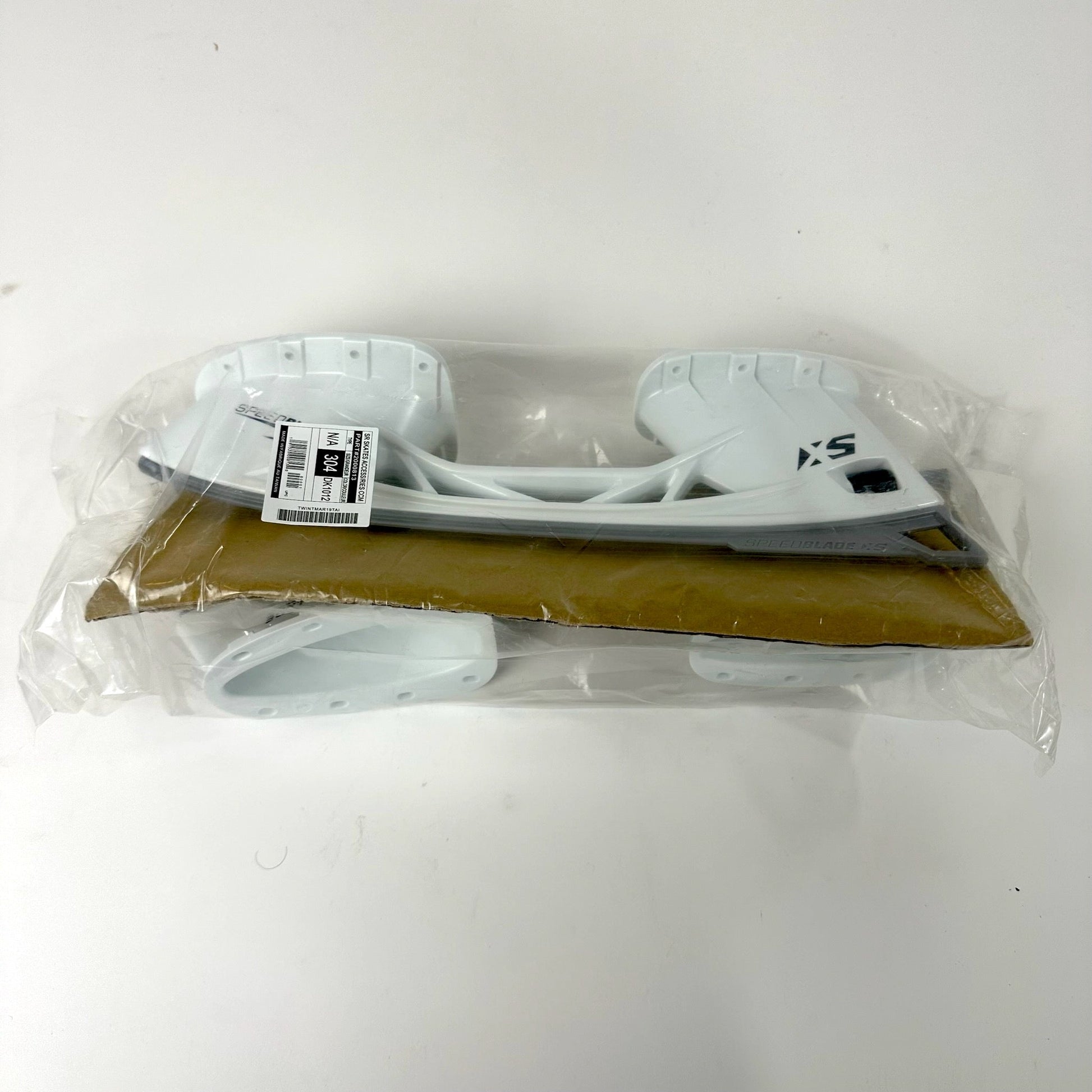 Brand New Pair of 304mm CCM XS Holders - No steel - Top Flight Hockey