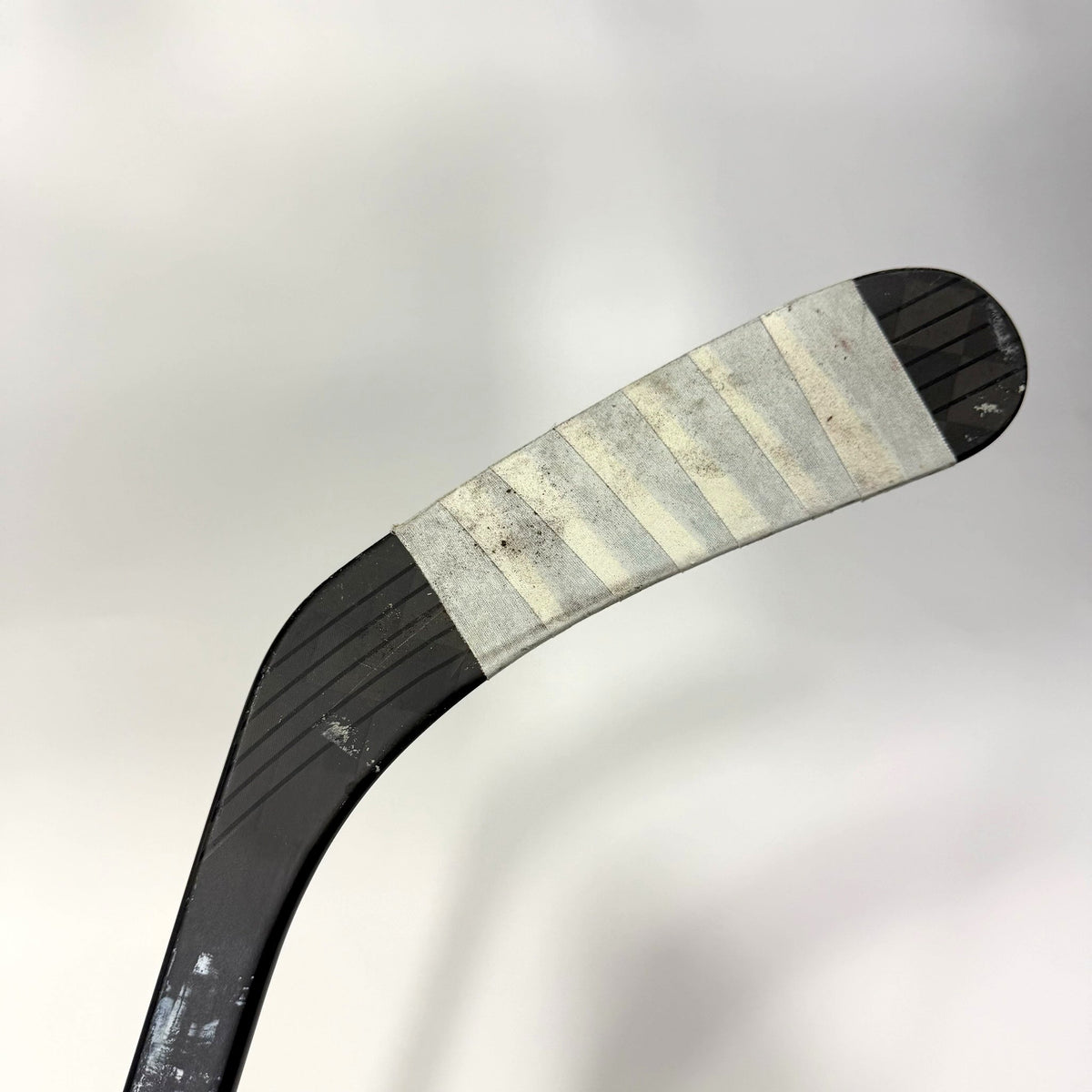 Used Right Sherwood Feather Balanced | 70 Flex P92 Curve Grip | AB564