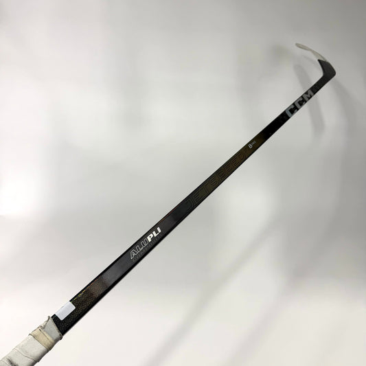 Used Right CCM Jetspeed FT8 Pro | 95 Flex P28M Curve Grip | AB435