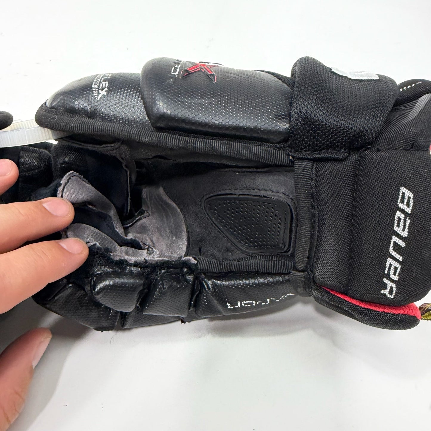 Used Black Bauer Vapor 1X Gloves | 12" | AB878