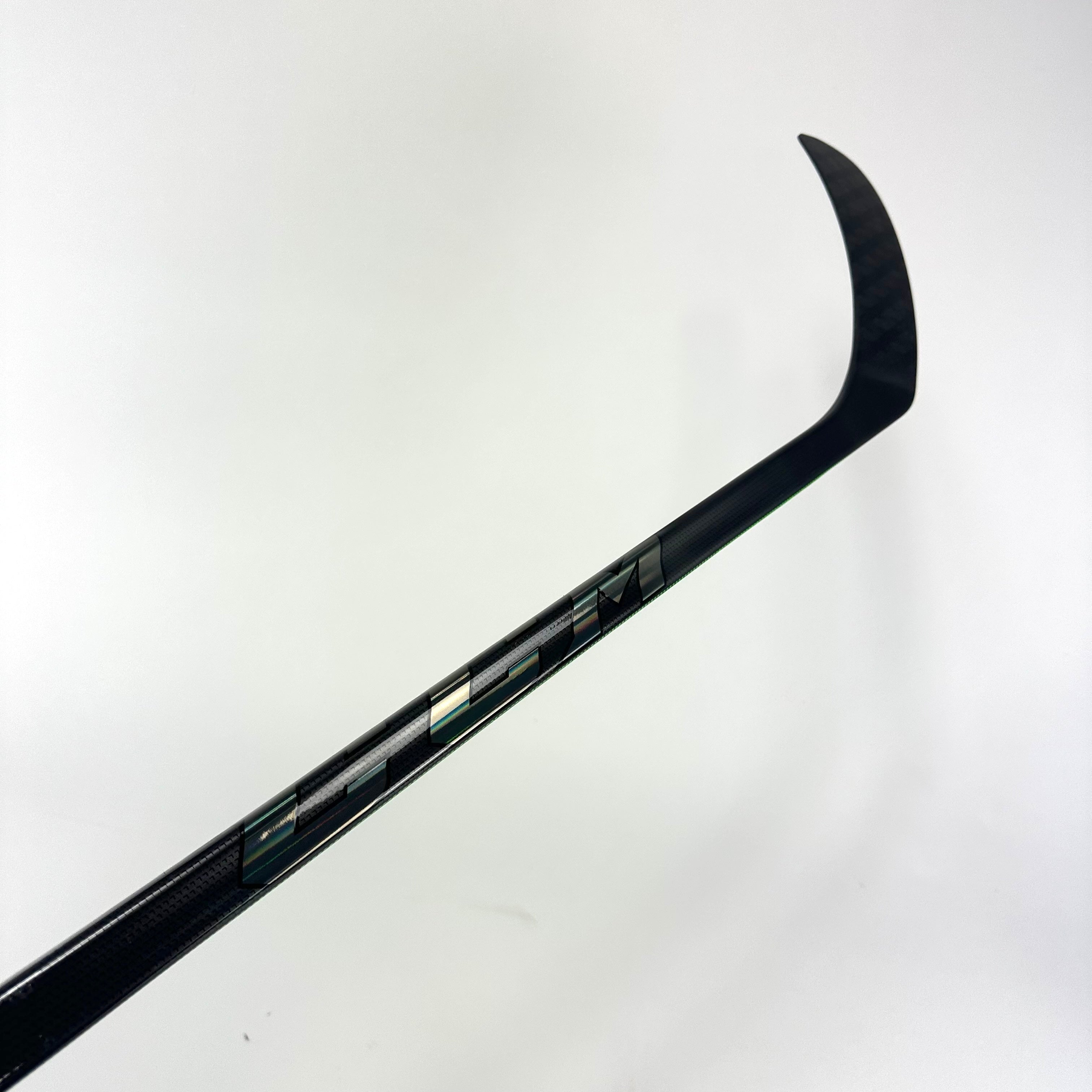 New Right CCM Ribcore Trigger 5 Pro | 85 Flex Custom Square Toe Curve Grip | Silich | M588