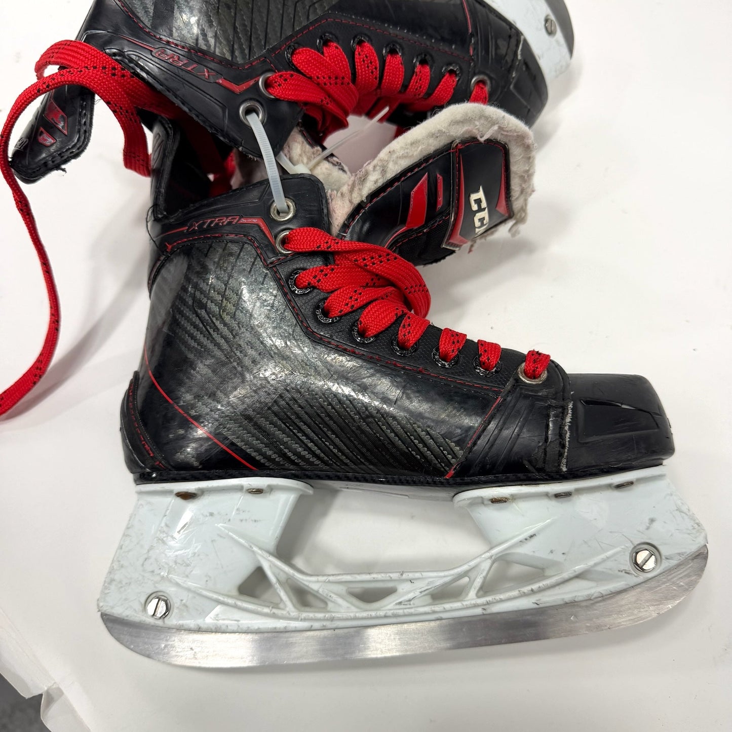 Used CCM Jetspeed Xtra Skates | Size 5.5 D | J126