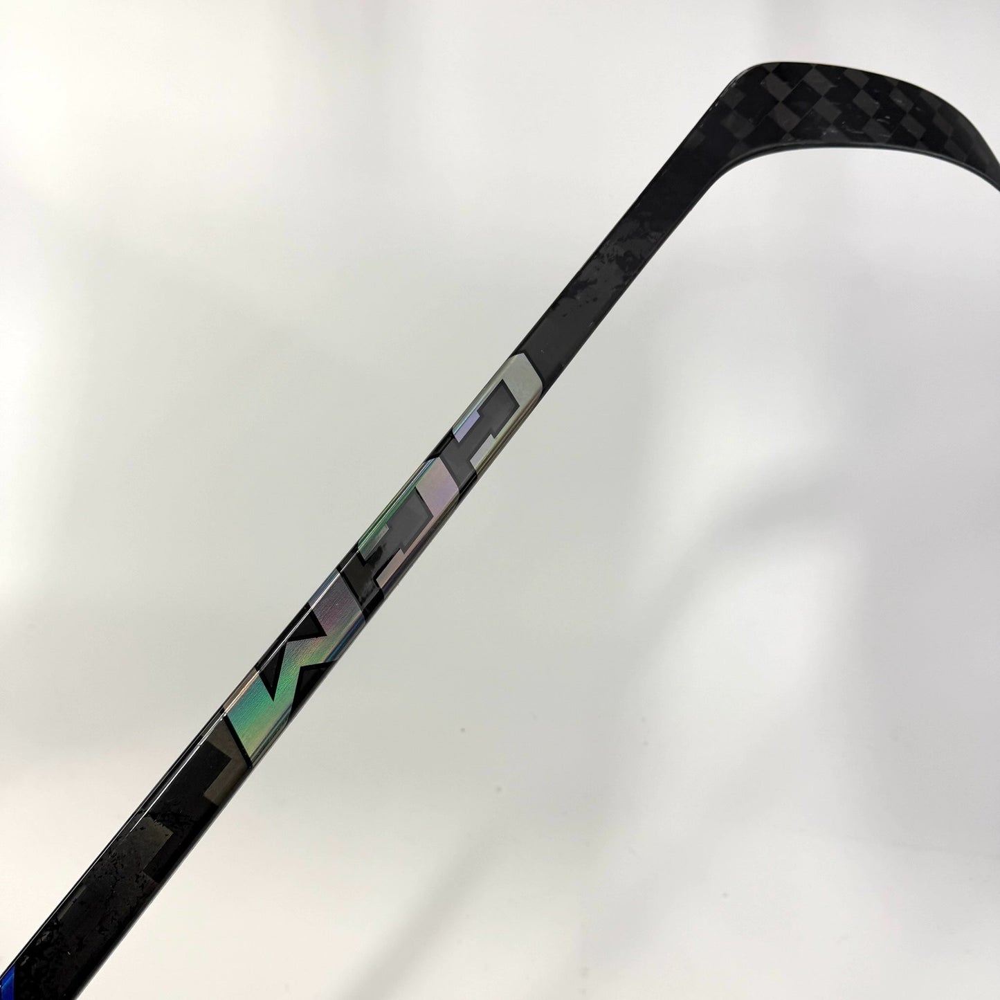 New Left CCM Ribcor Trigger 9 Pro | 85 Flex P28M Curve Grip | AB829