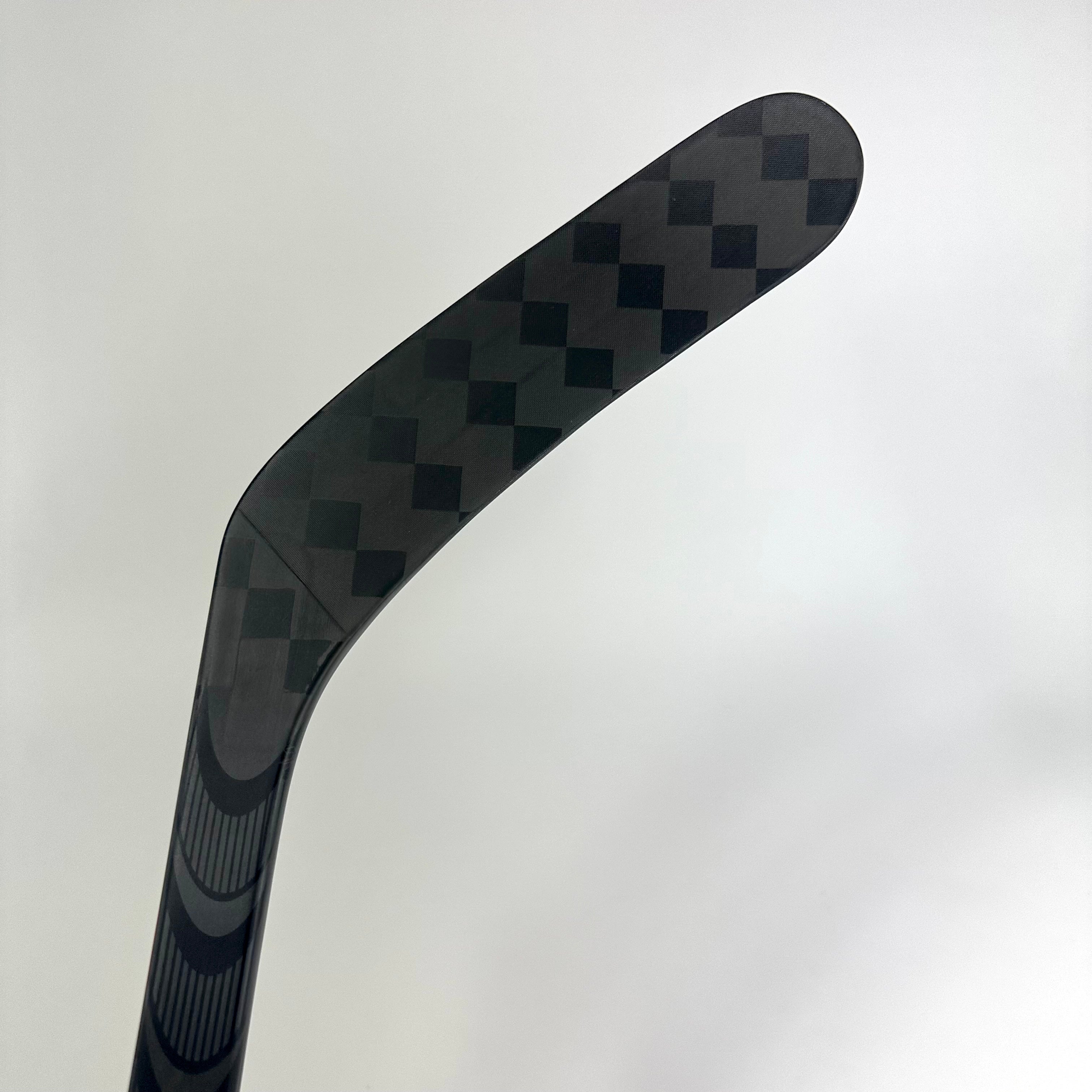 New Right Blue CCM Jetspeed FT5 Pro | Mackinnon Pro Curve 80 Flex Grip | Burroughs | M440