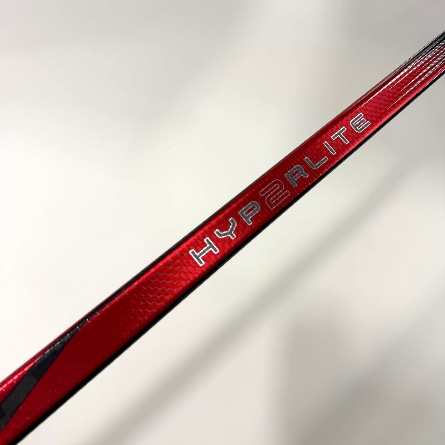 Used Left Red Bauer Vapor Hyperlite 2 | 77 Flex P92 Curve Grip | AB721