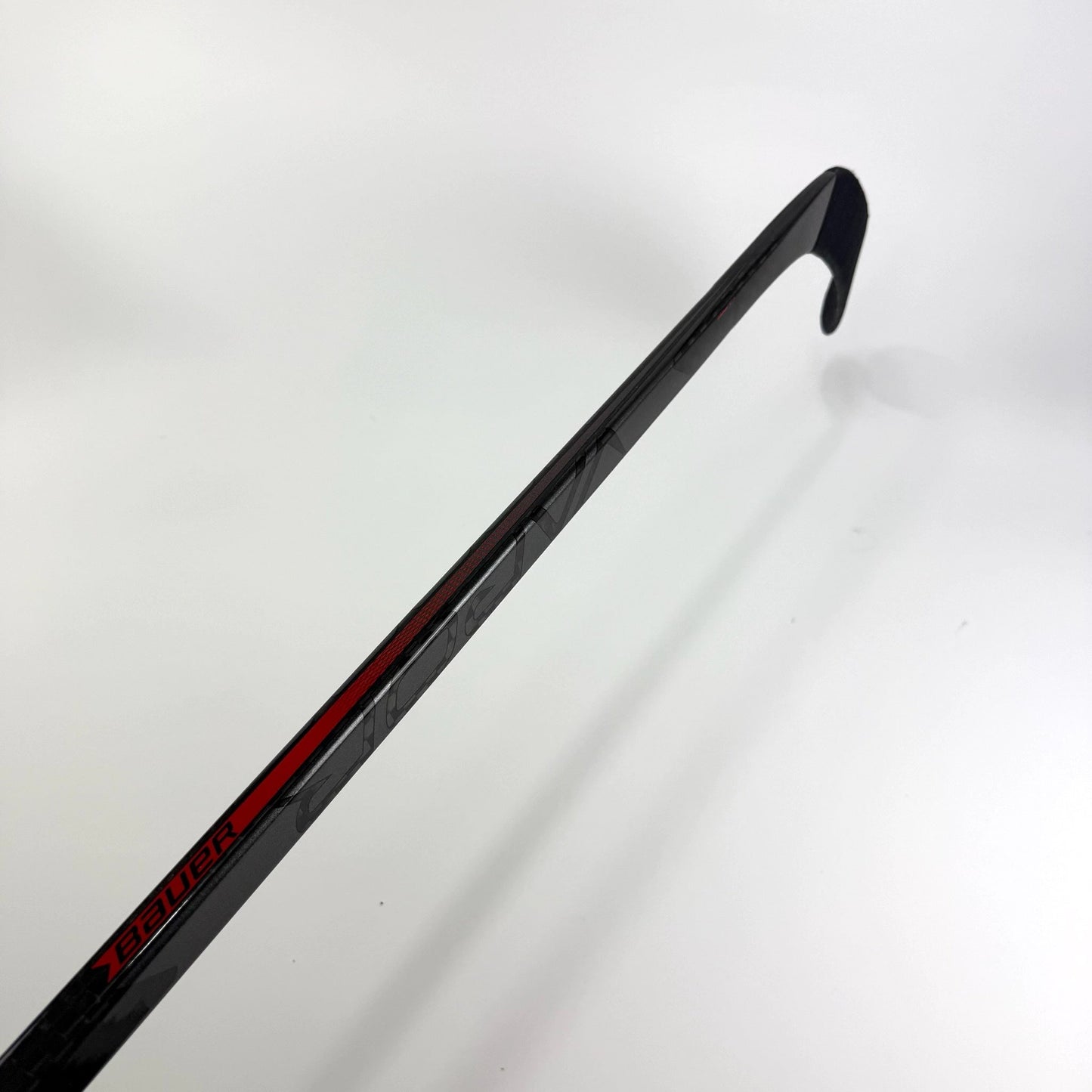 Used Left Bauer Vapor Hyperlite | 77 Flex Kucherov Curve Grip | Kucherov | U436