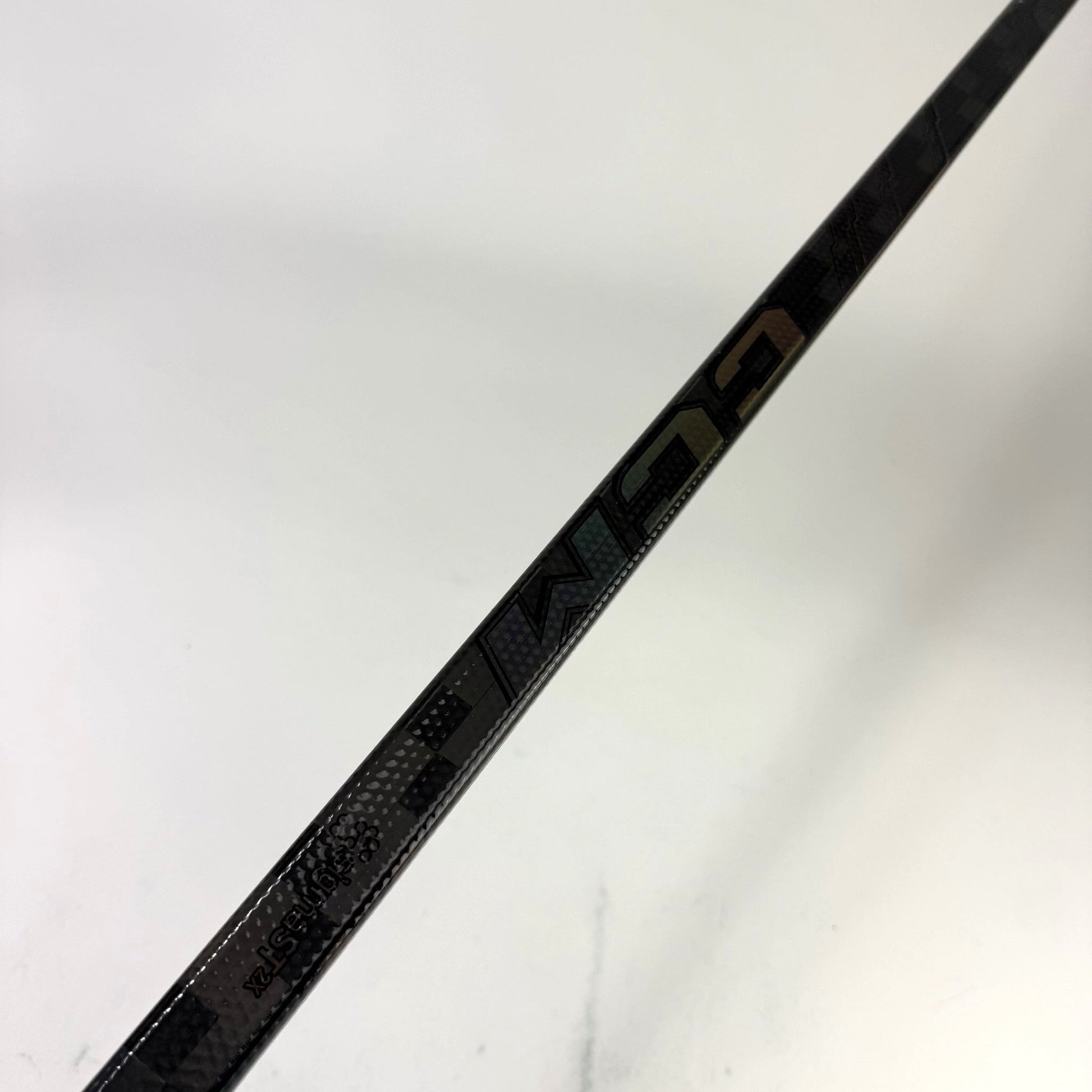New Left CCM Tacks XF Ghost | 85 Flex P90T Curve Grip | J466 - Top Flight Hockey