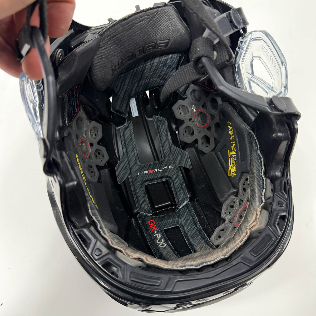 Used Black Bauer Vapor Hyperlite 2 Helmet | Small/Medium | AB171 - Top Flight Hockey