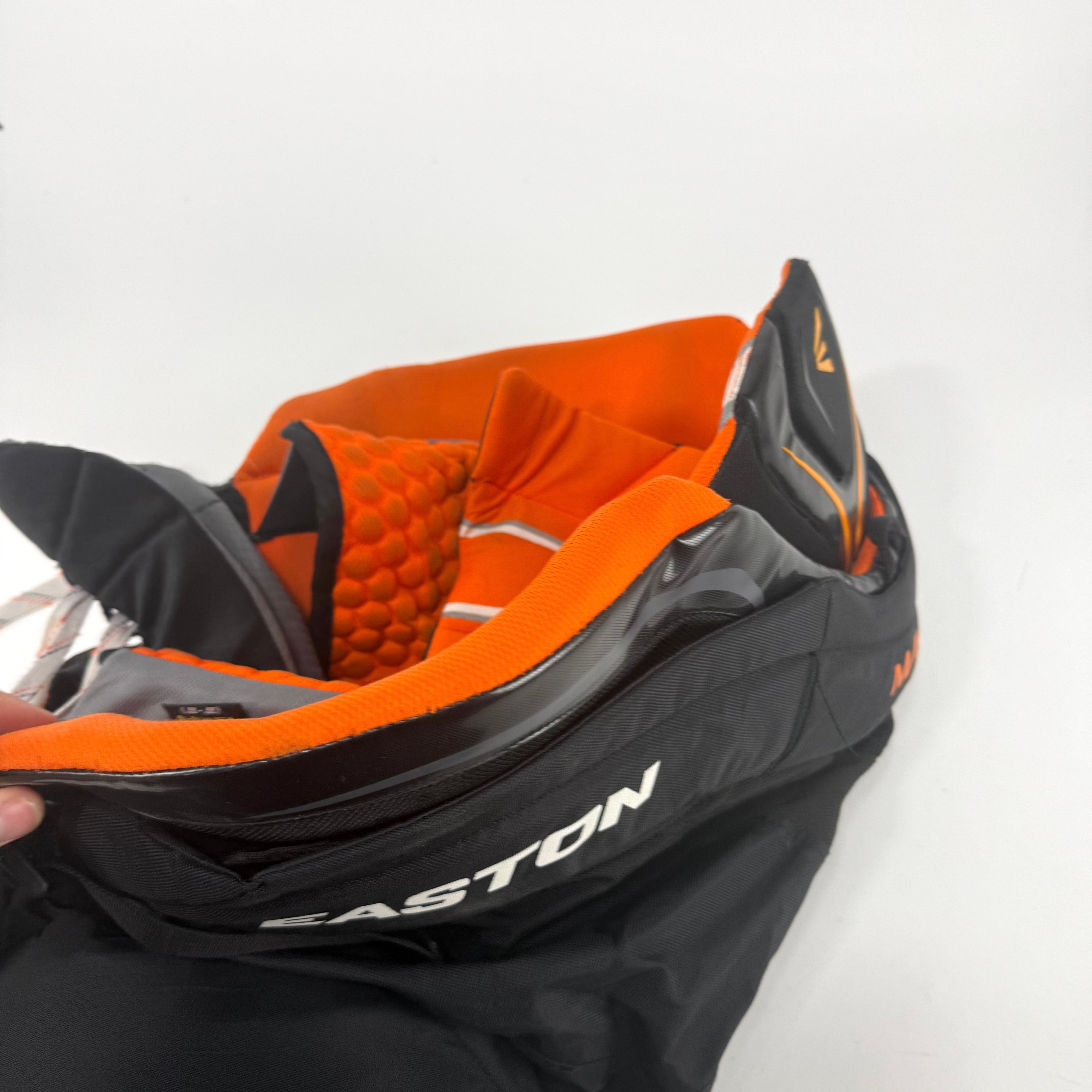 Used Black Easton Mako Pants | Jr XL | U317 - Top Flight Hockey