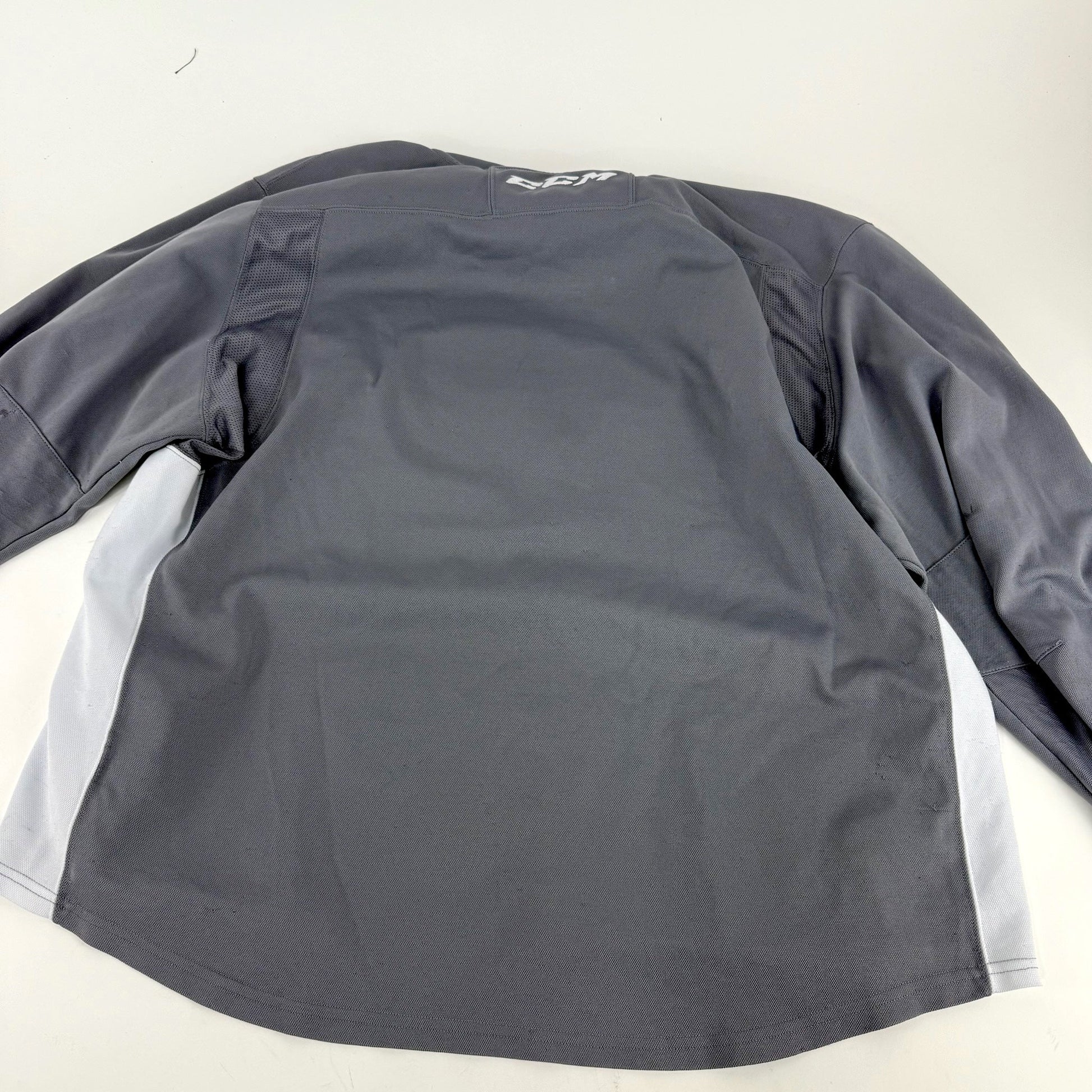 Used Grey Lindenwood CCM Practice Jersey | XL | E196 - Top Flight Hockey