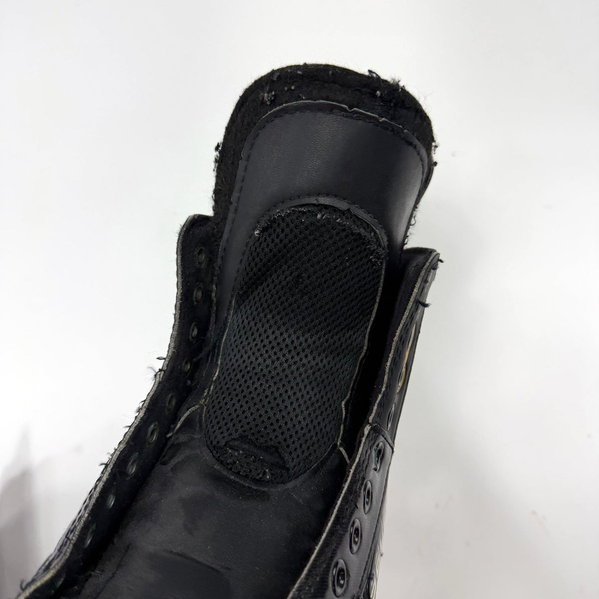 Used Bauer Supreme Total One NXG Skates | Size 10 EE | AB668