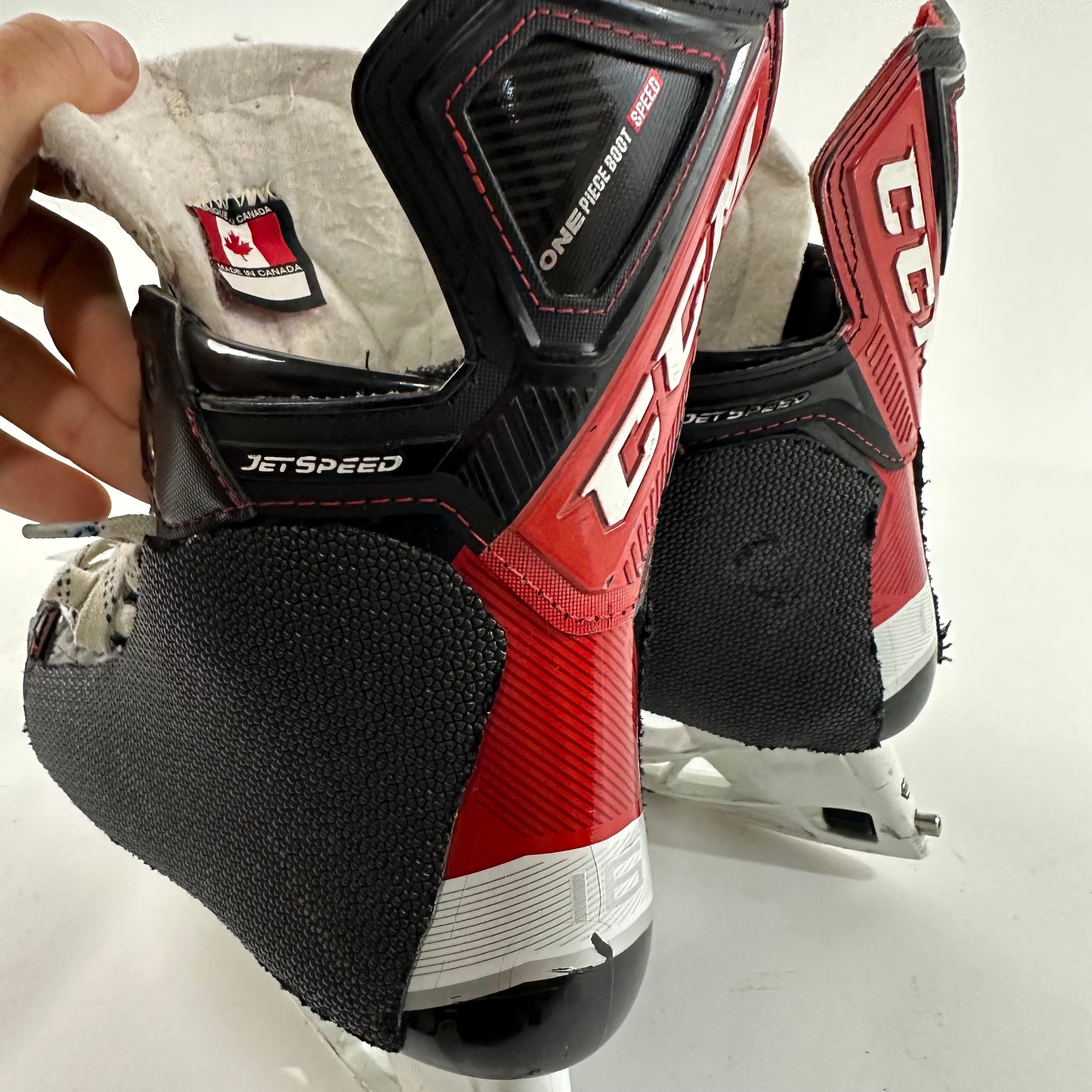 Used CCM Jetspeed FT4 pro Skates | Size 7.5D | A229