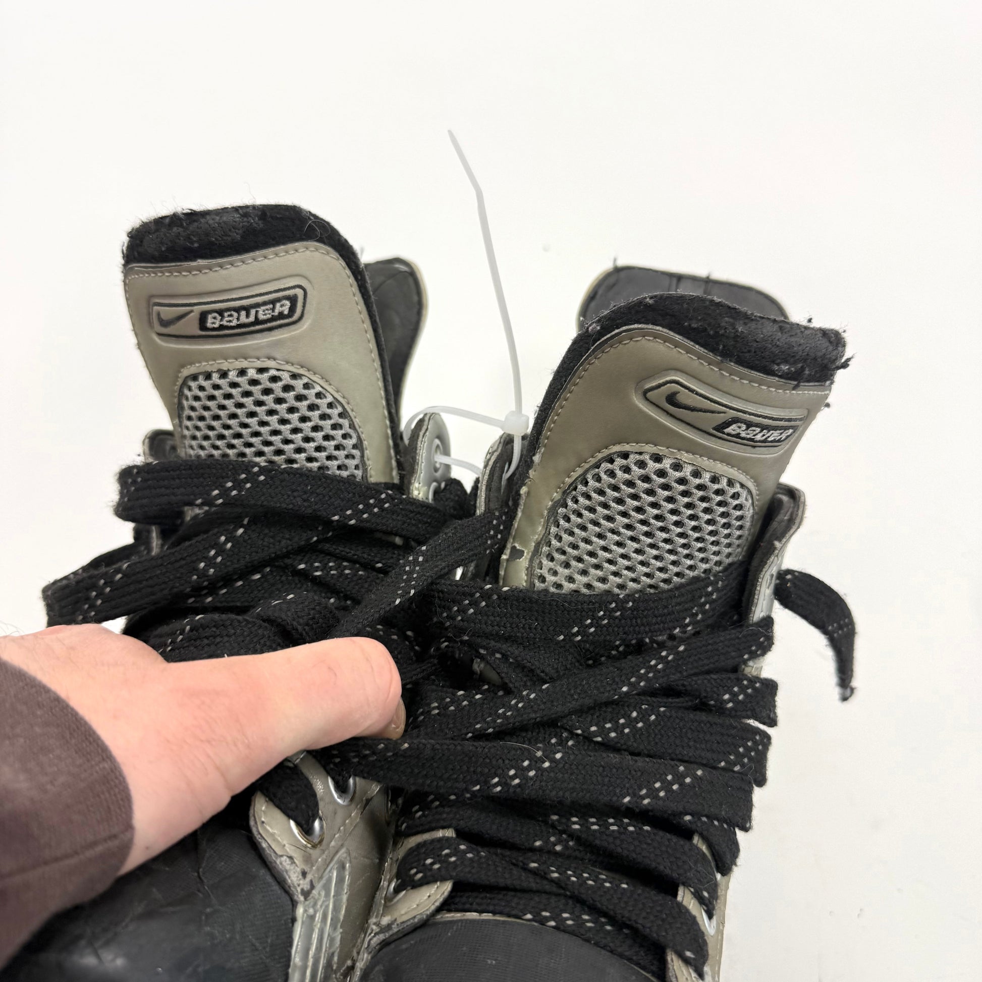 Used Bauer Vapor XXXX Skates | Size 5.5D | A3 - Top Flight Hockey