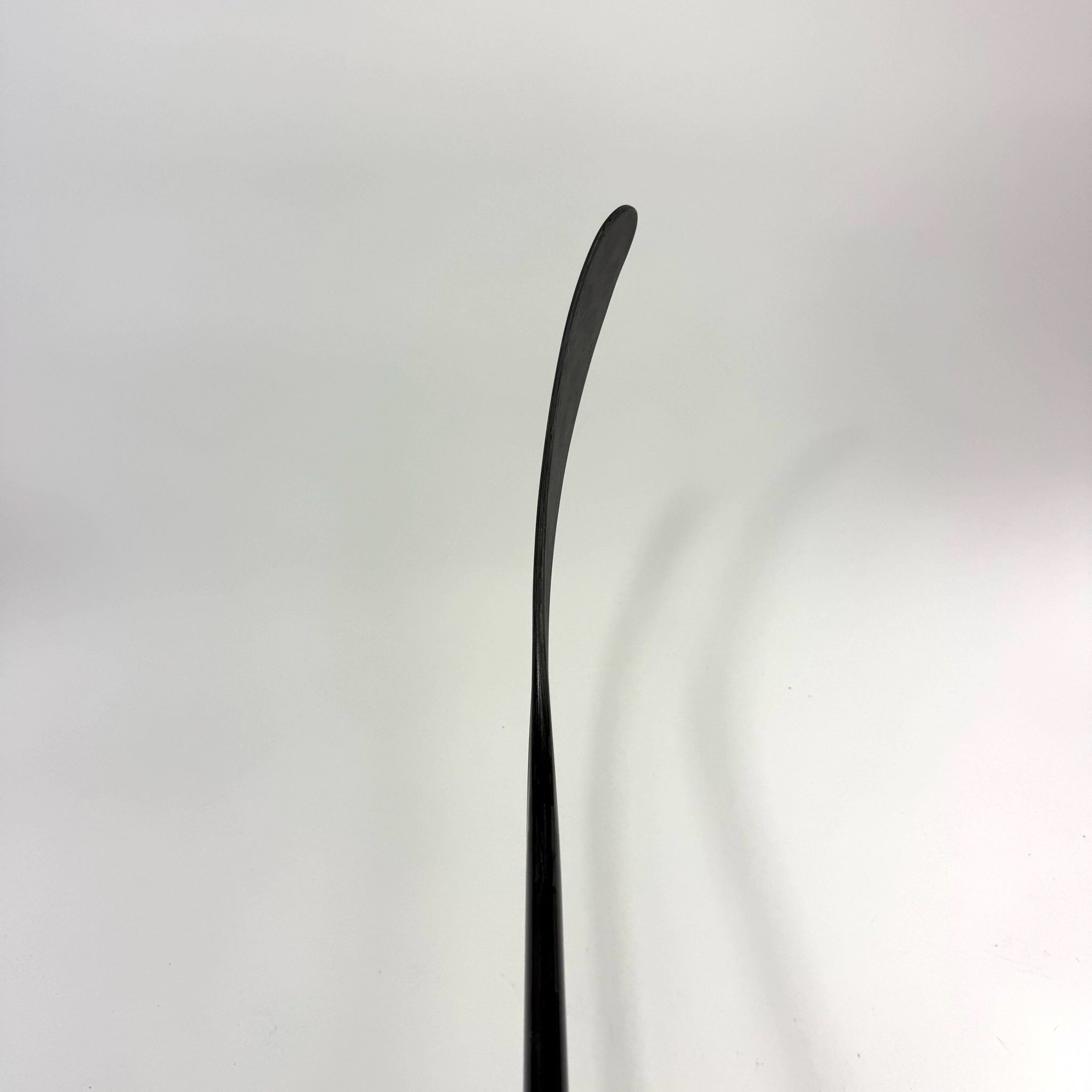 New Left Purple Bauer Vapor Hyperlite 2 | 95 Flex P90TM Curve Grip | J772