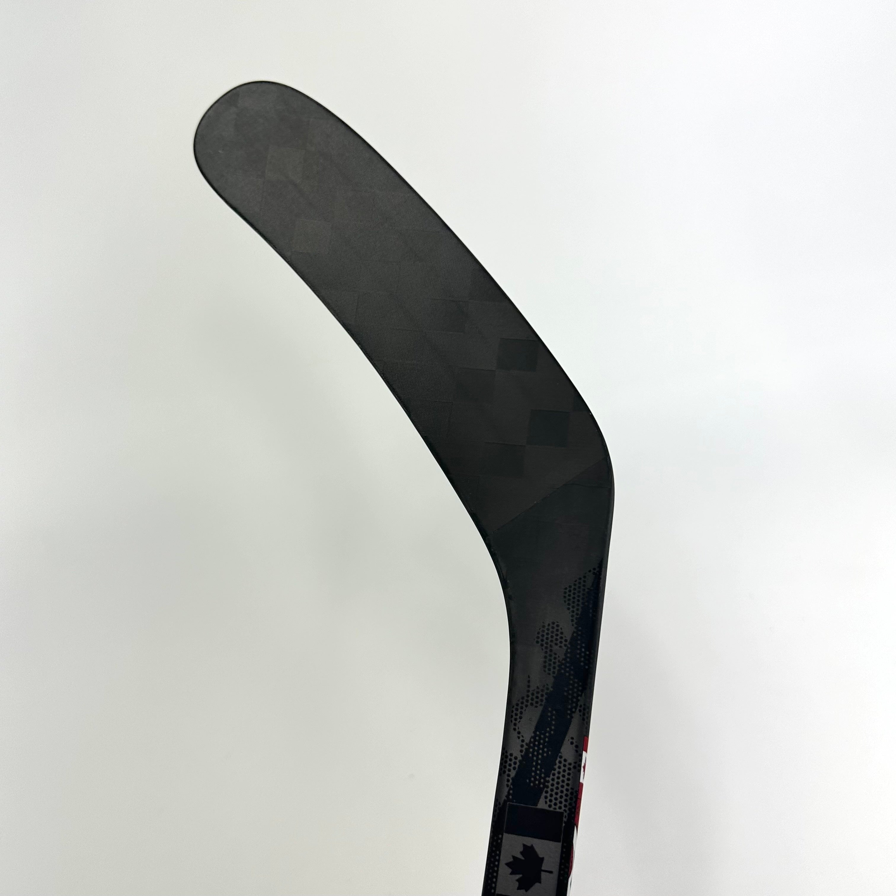 New Left CCM Team Canada Super Tacks AS4 Pro | 75 Flex P46M Curve Grip | Mateychuk | M581