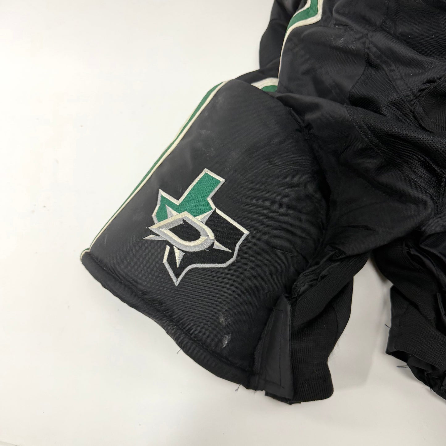 Used Black Dallas Stars Bauer Nexus Pro Pants | Jamie Benn | Large - J146