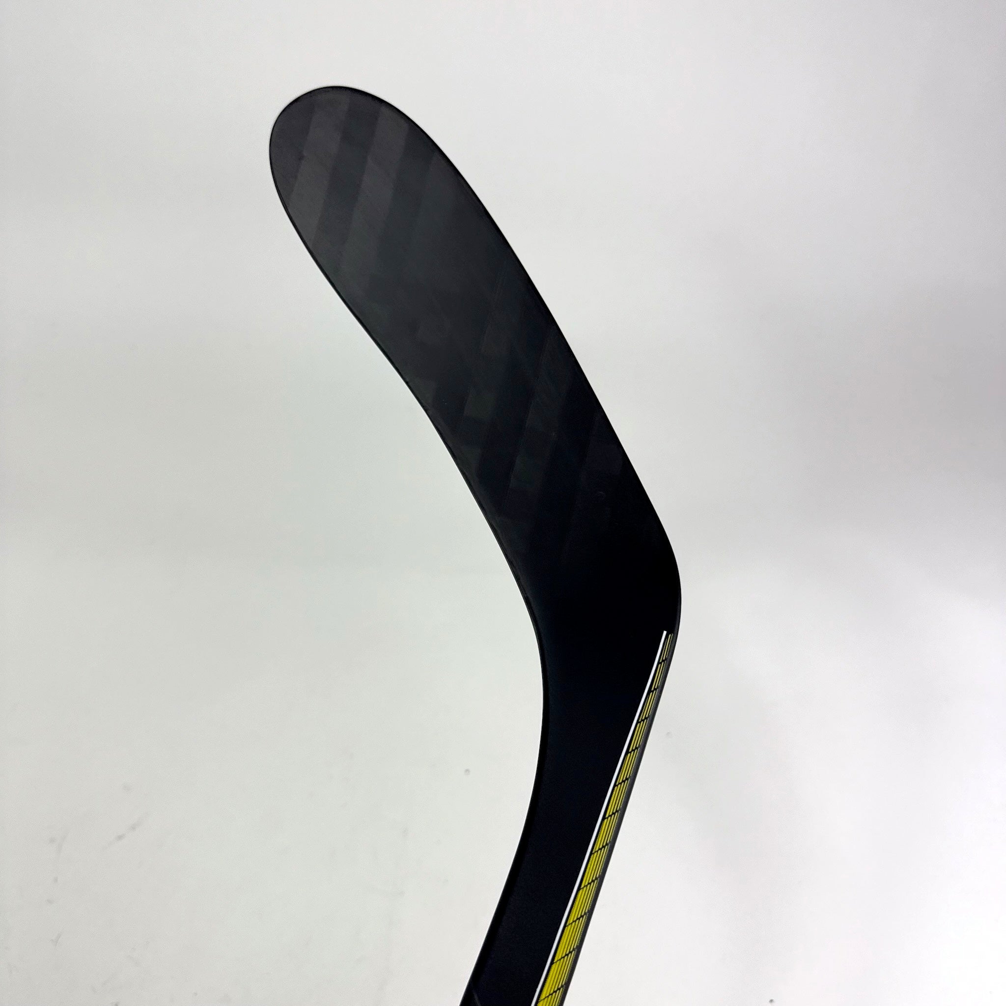 New Left CCM Super Tacks 2.0 | 95 Flex P28 Curve Grip | F71 - Top Flight Hockey
