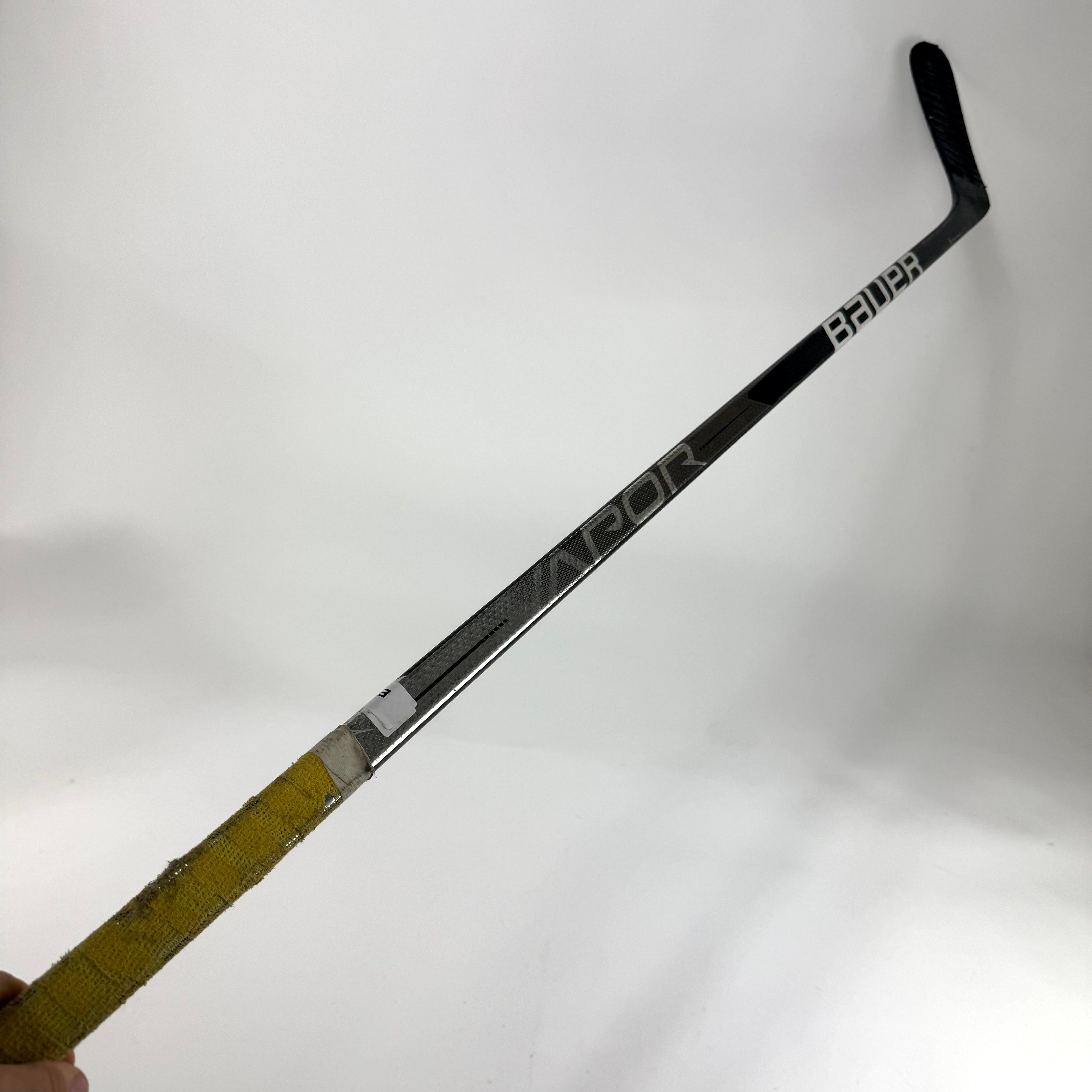 Used Left Silver Bauer Vapor Hyperlite | 77 Flex P92M Curve Grip | E757 - Top Flight Hockey