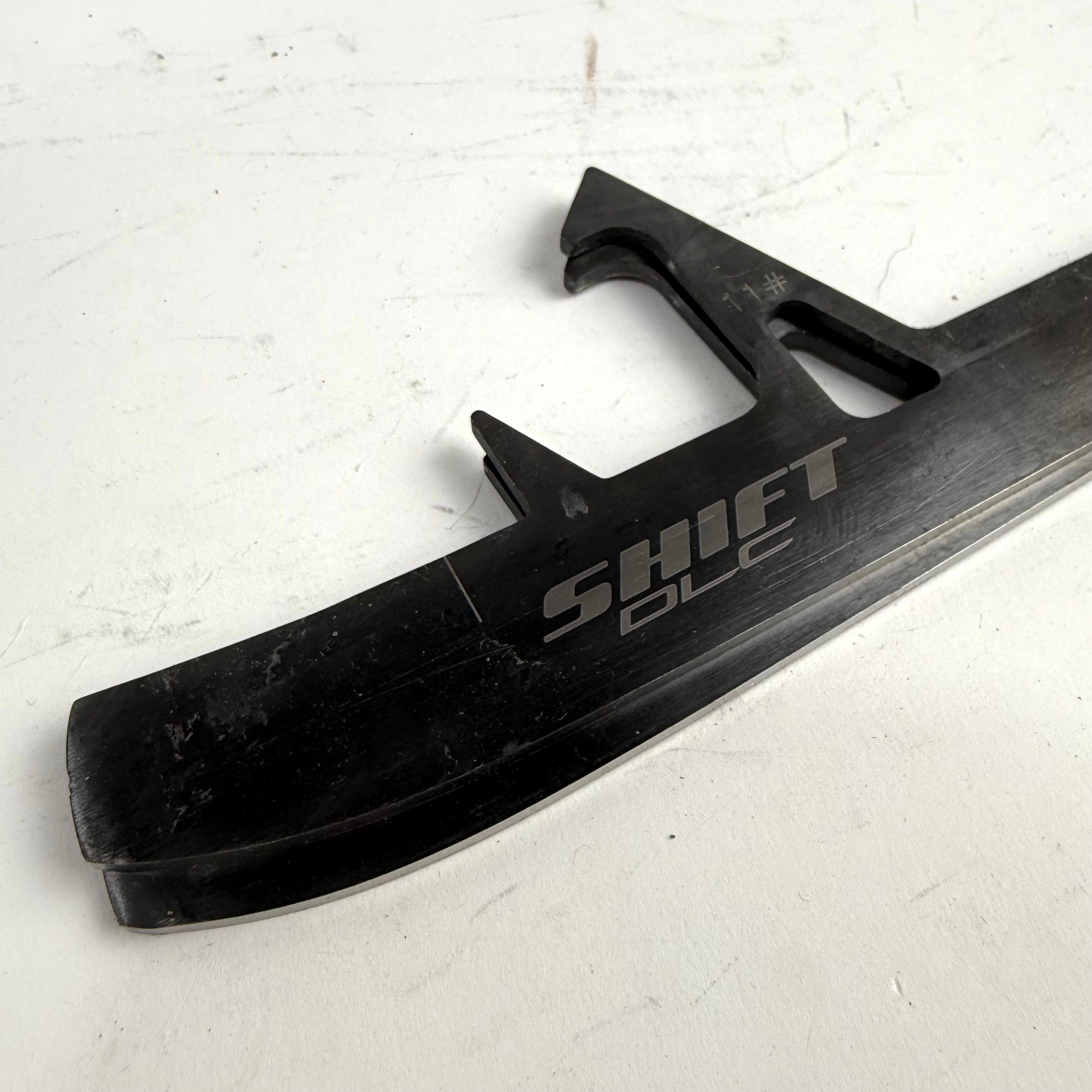 Used Black True Shift DLC Steel | Size 11 | R847 - Top Flight Hockey