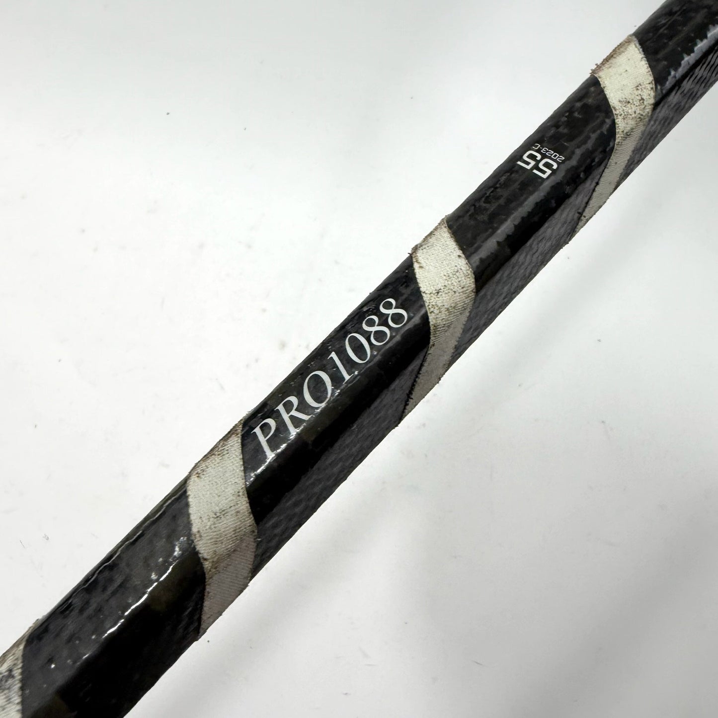 Used Right Black Pro Stock Stick | 55 Flex Kane Pro Curve Grip | AB562