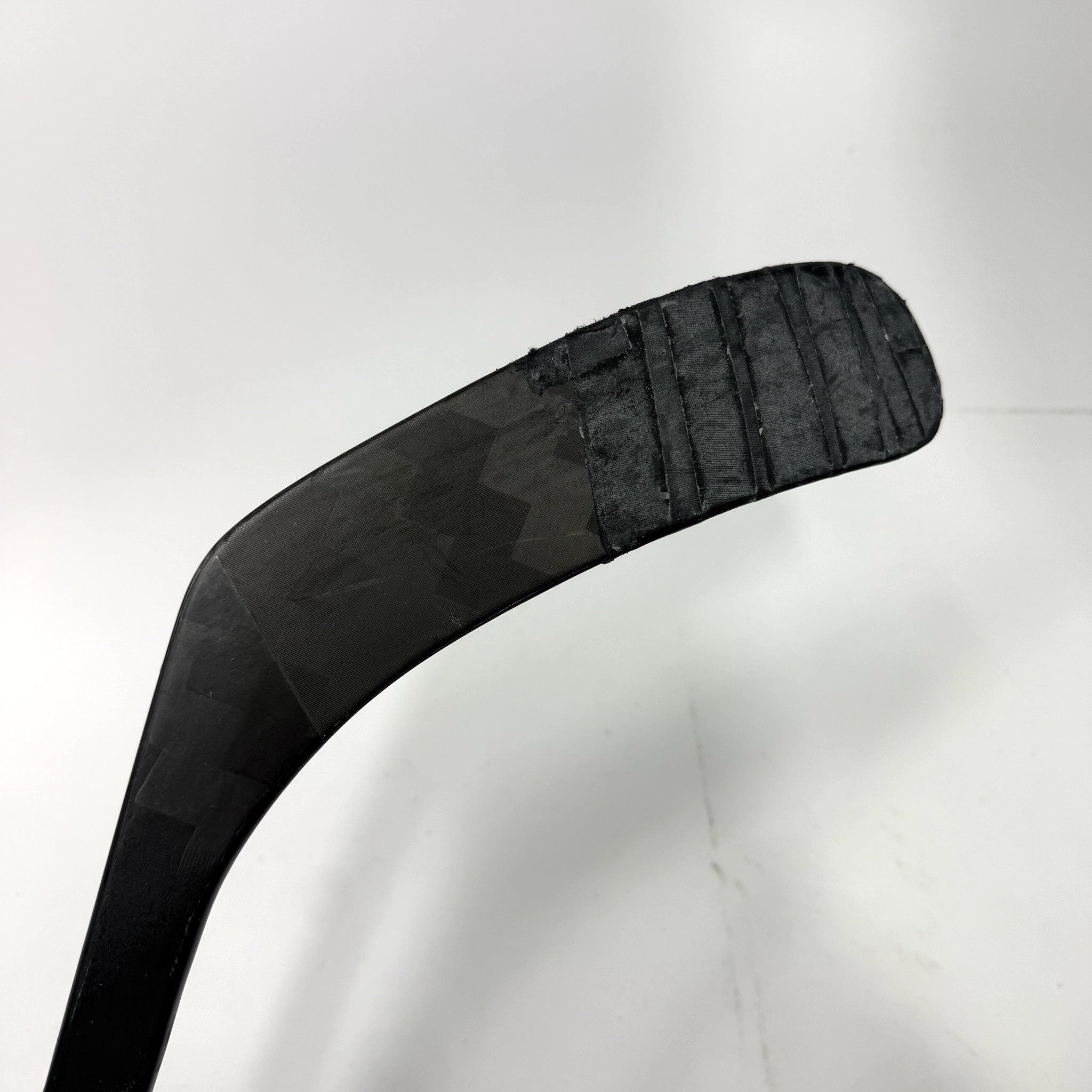 Used Left CCM Ribcor Trigger 10 Pro | 75 Flex P86 Curve Grip | J243