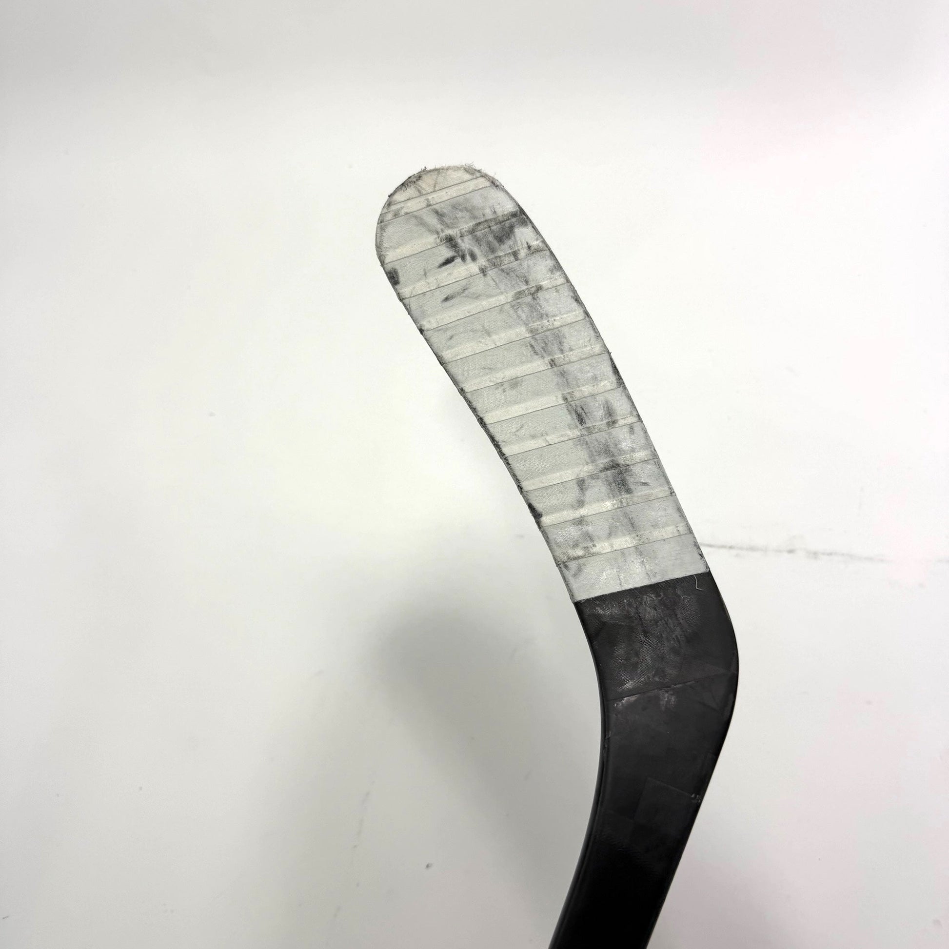 Used Left Black CCM Jetspeed FT8 Pro | 85 Flex P92 Curve Grip | Jason Dickinson | BH122 - Top Flight Hockey
