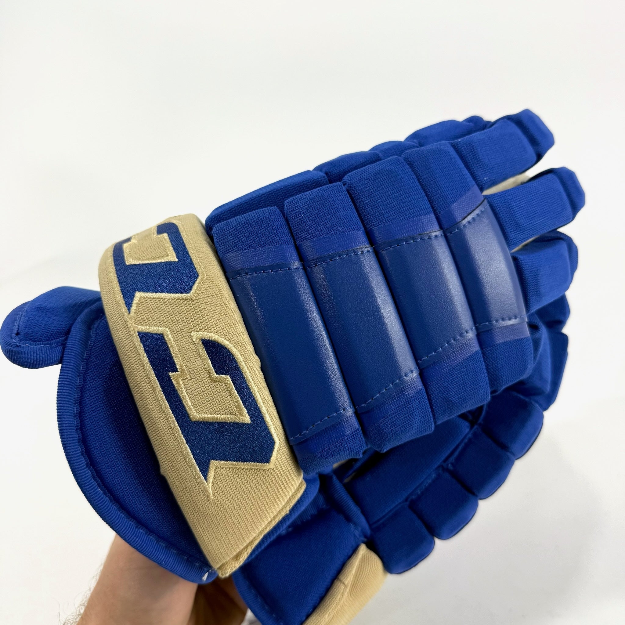 New STL Blues Heritage CCM HG97 Gloves | 14" | D130 - Top Flight Hockey