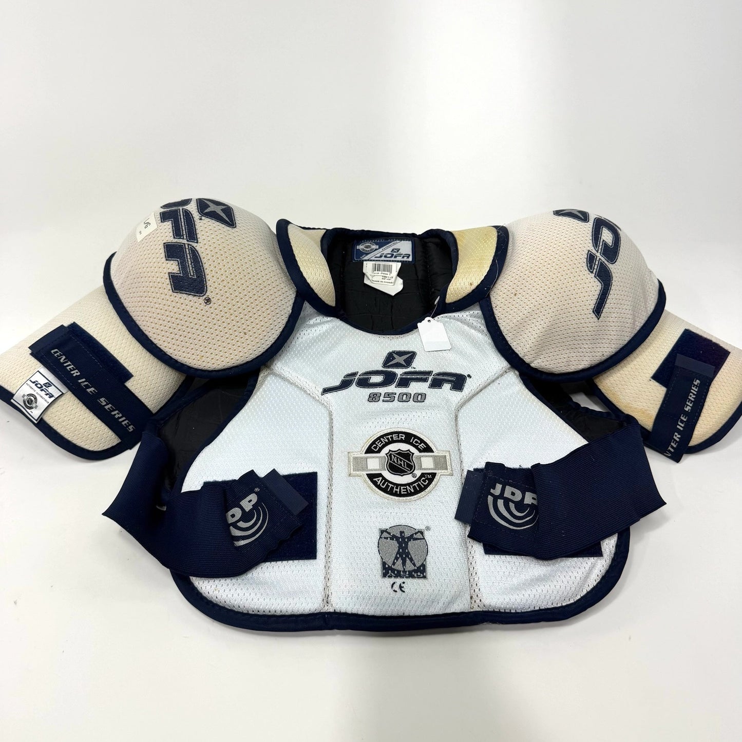 Lightly Used Jofa 8500 Shoulder Pads | Senior Large | AB871