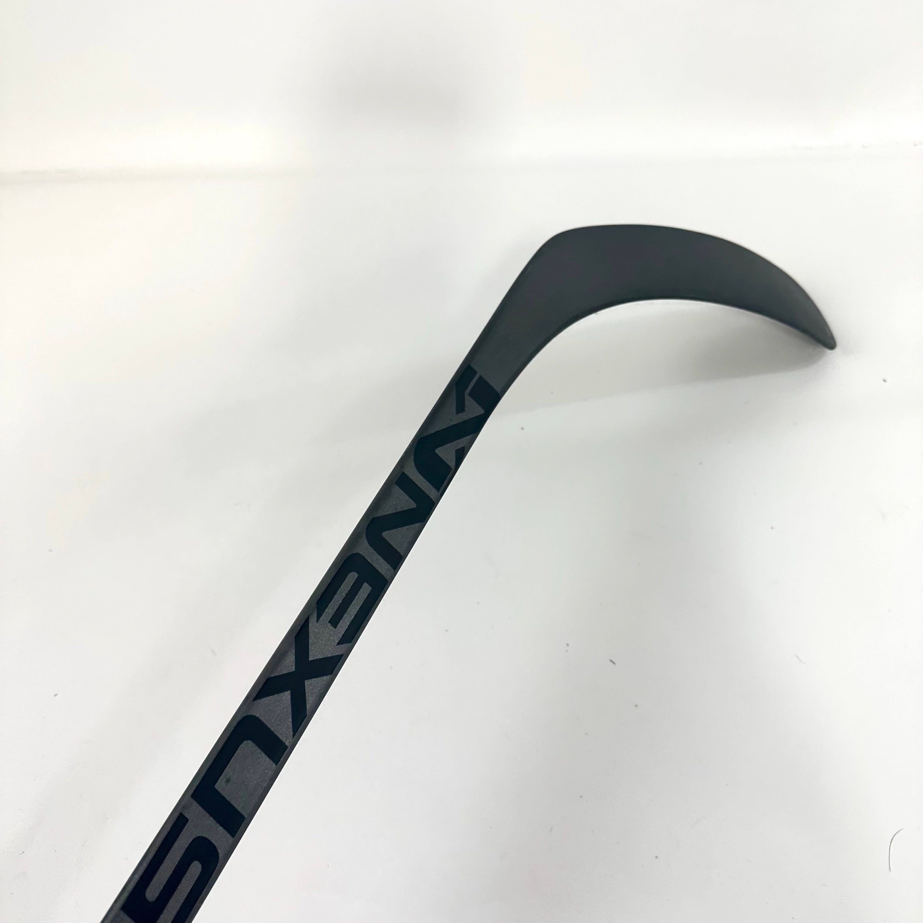 Brand New Left Handed Bauer Nexus 4000 | P92 Curve | 87 Flex | Non Grip | A122