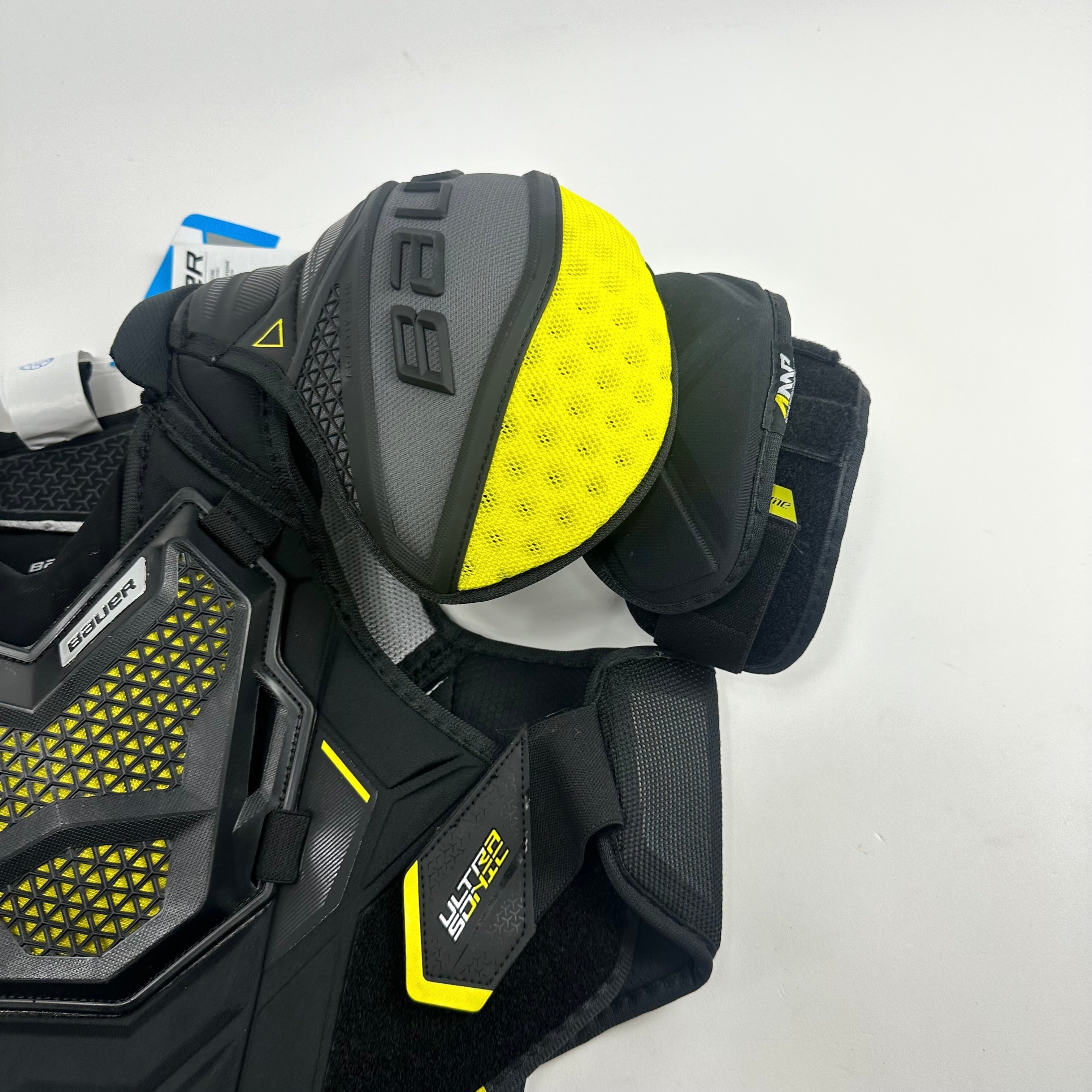 New Bauer Supreme Ultra Sonic Shoulder Pads | Senior Medium