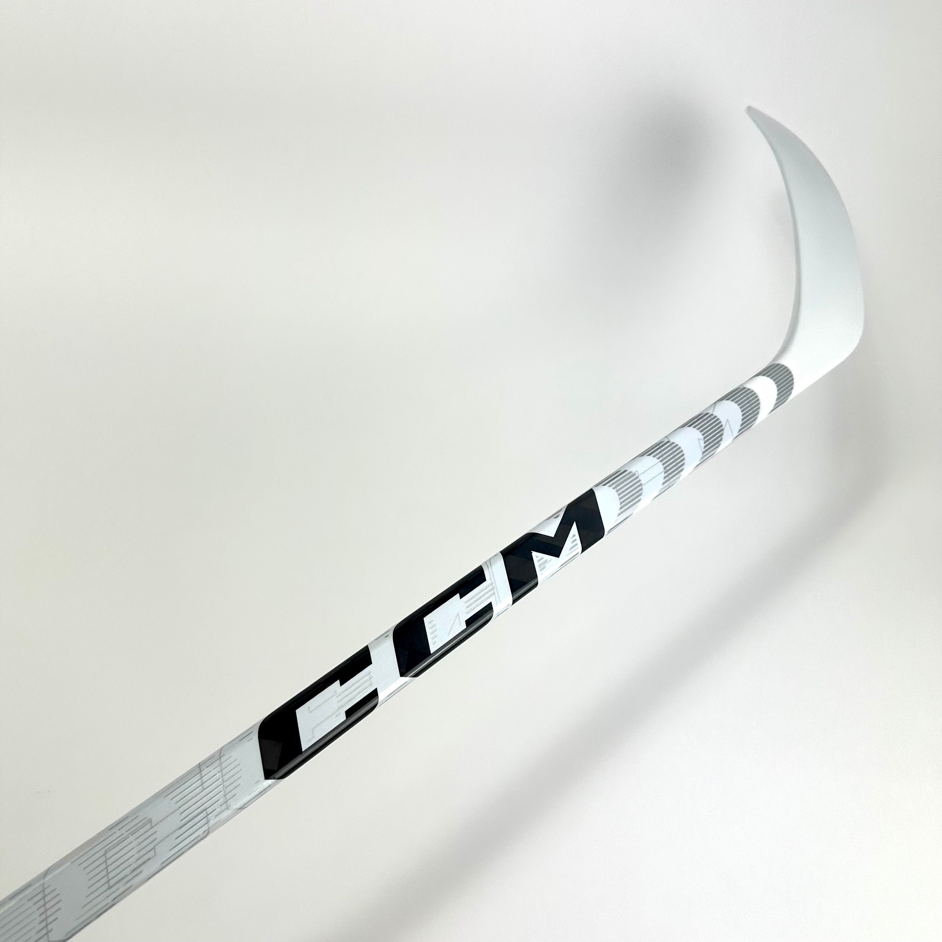 New Right White CCM Jetspeed FT5 Pro | 85 Flex P90M Grip | Fischer L176